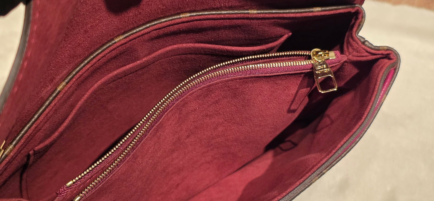 Authentic Louis Vuitton Pallas Chain in Aurore