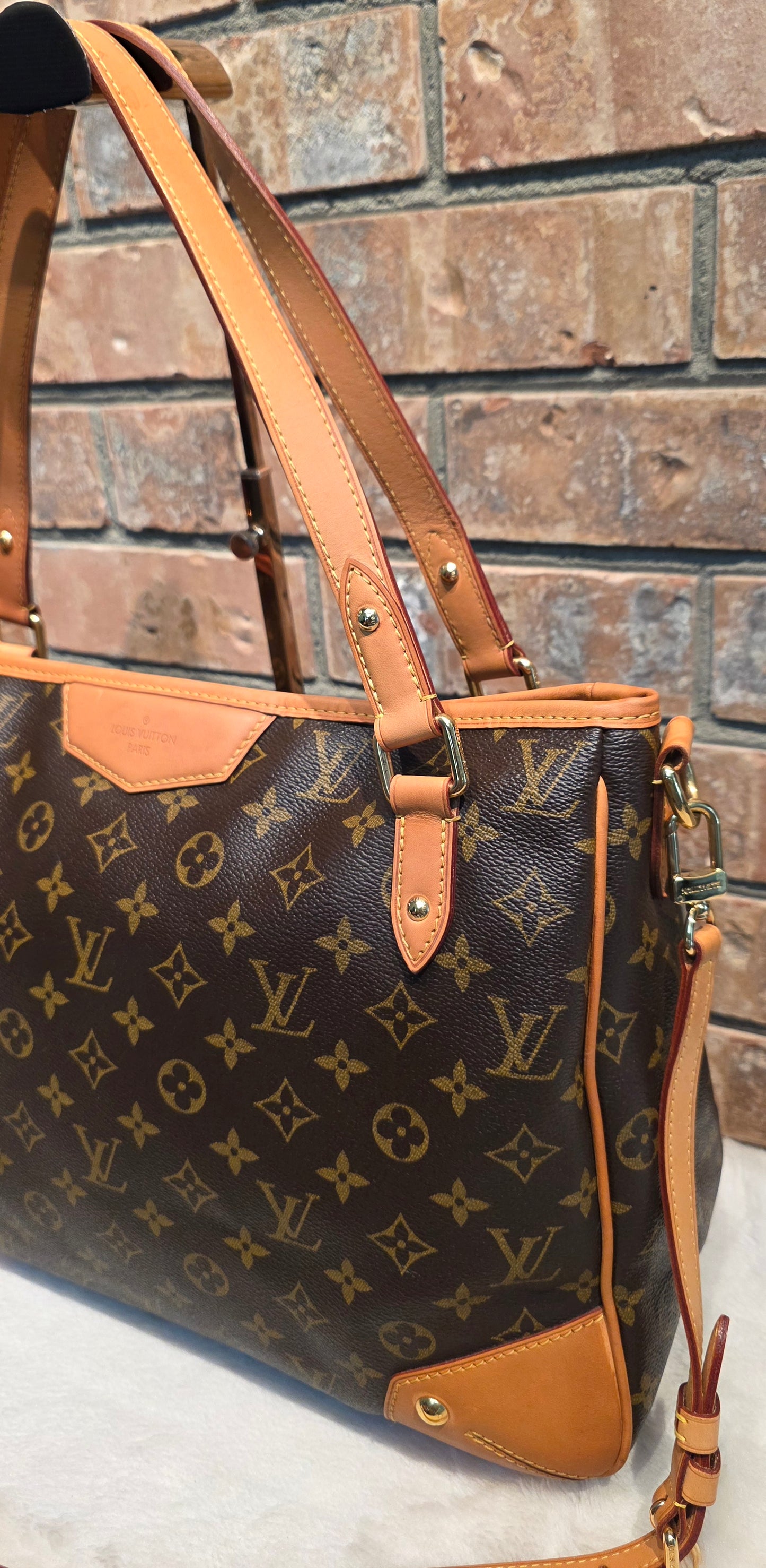 Authentic Louis Vuitton Estrela MM