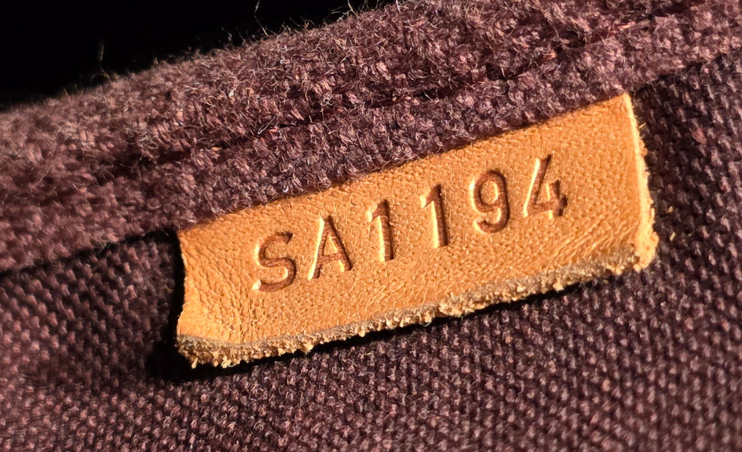 Authentic Louis Vuitton Favorite MM Monogram