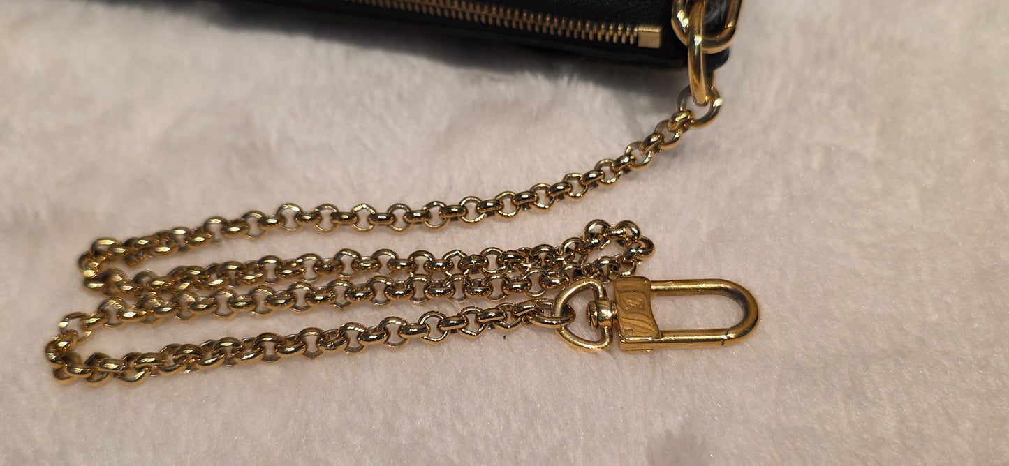 Authentic Louis Vuitton Pallas Clutch Noir