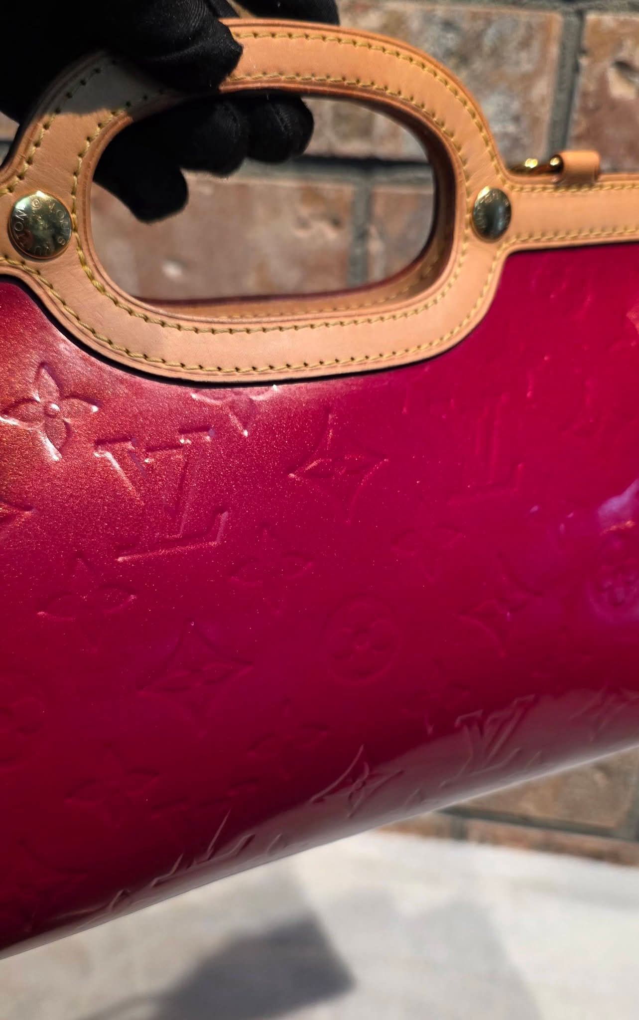 Authentic Louis Vuitton Roxbury Drive