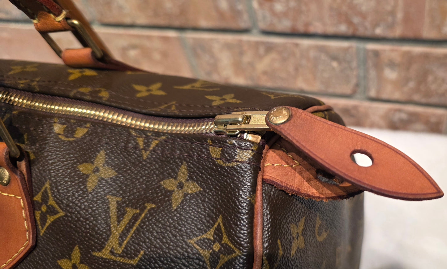 Authentic Louis Vuitton Speedy 35 Monogram