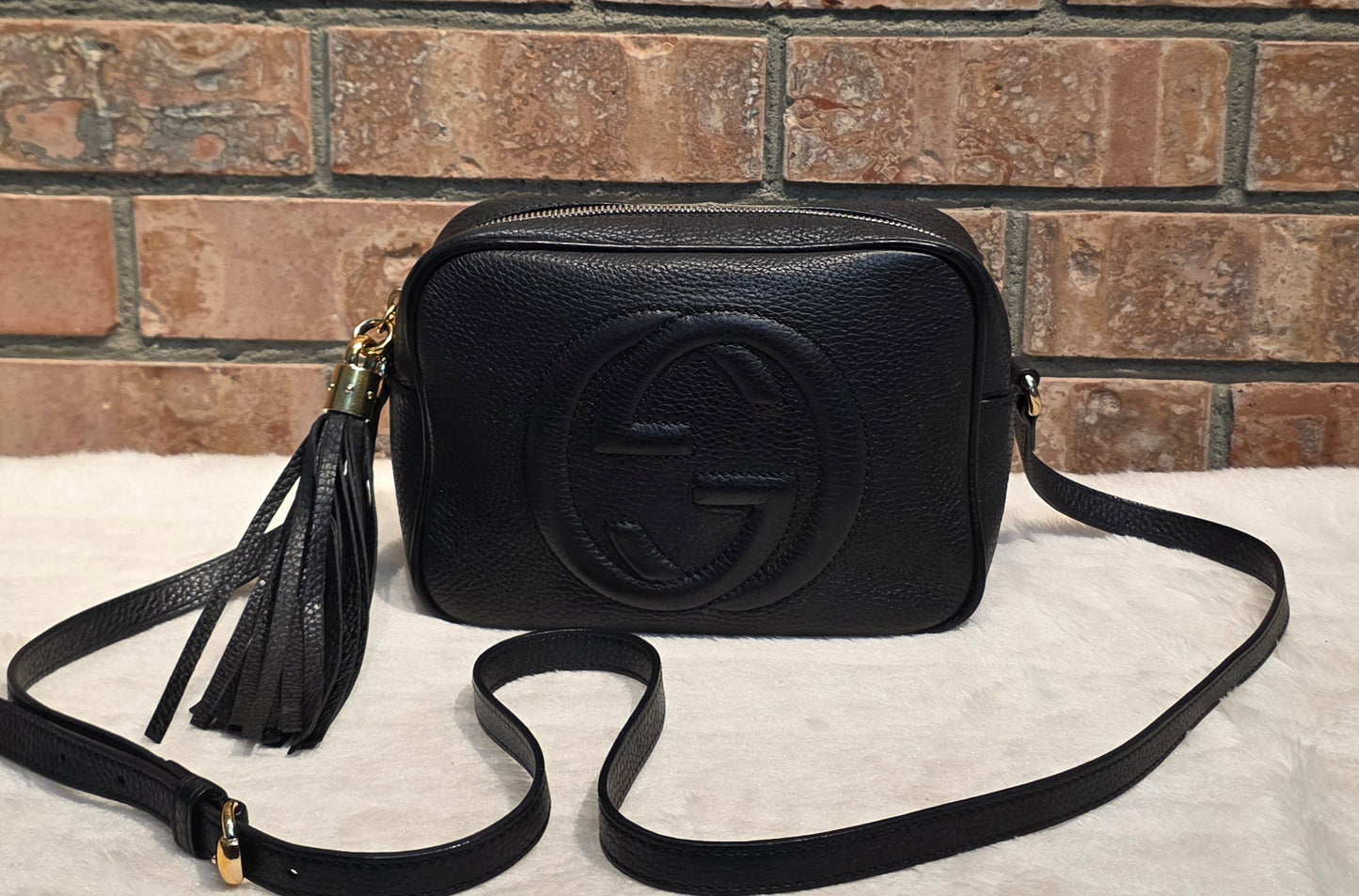 Authentic Gucci Soho Disco Crossbody Black