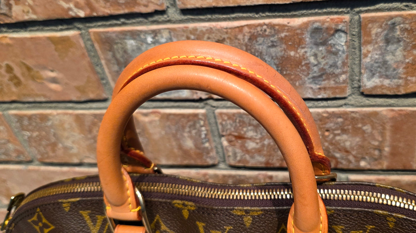 Authentic Louis Vuitton Alma PM Monogram (With Strap)