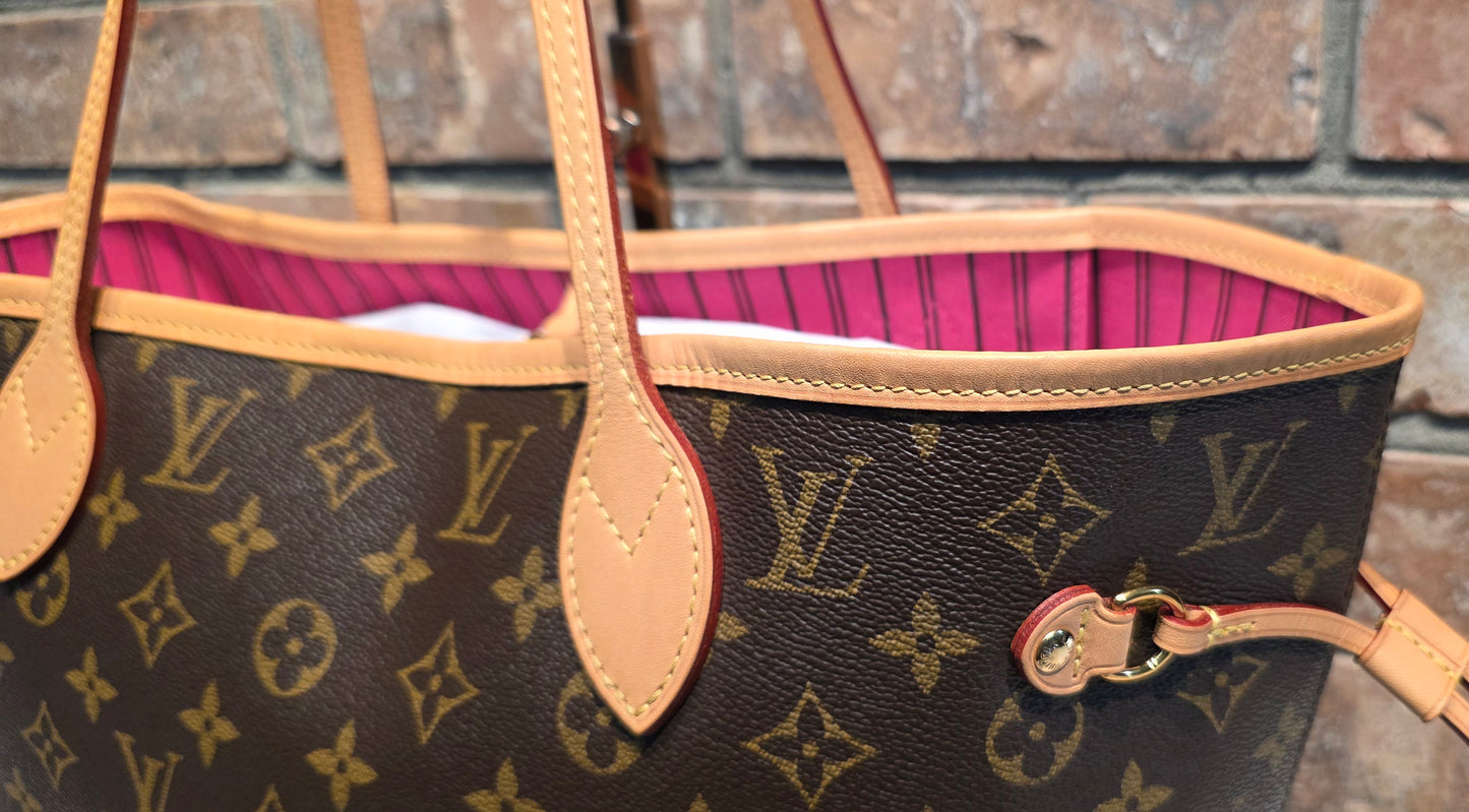 Authentic Louis Vuitton Neverfull MM (Pivoine Interior)