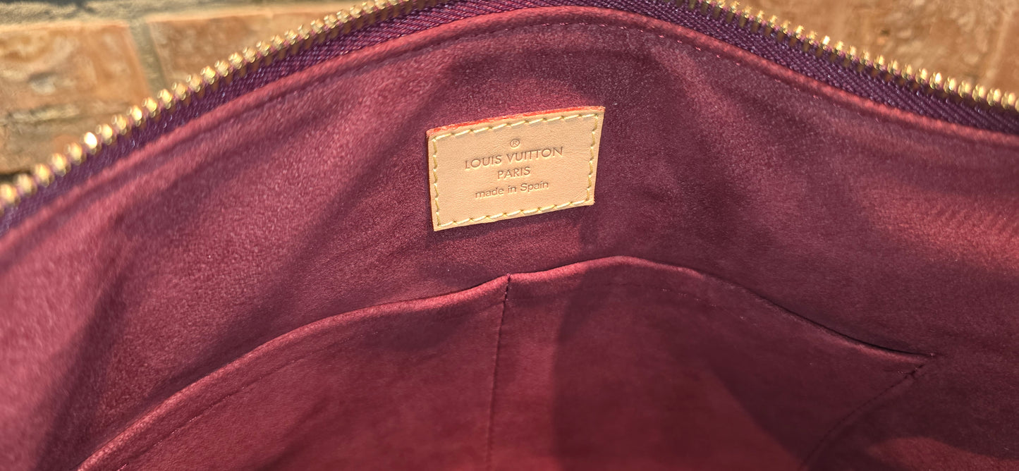 Authentic Louis Vuitton Pallas MM in Raisin