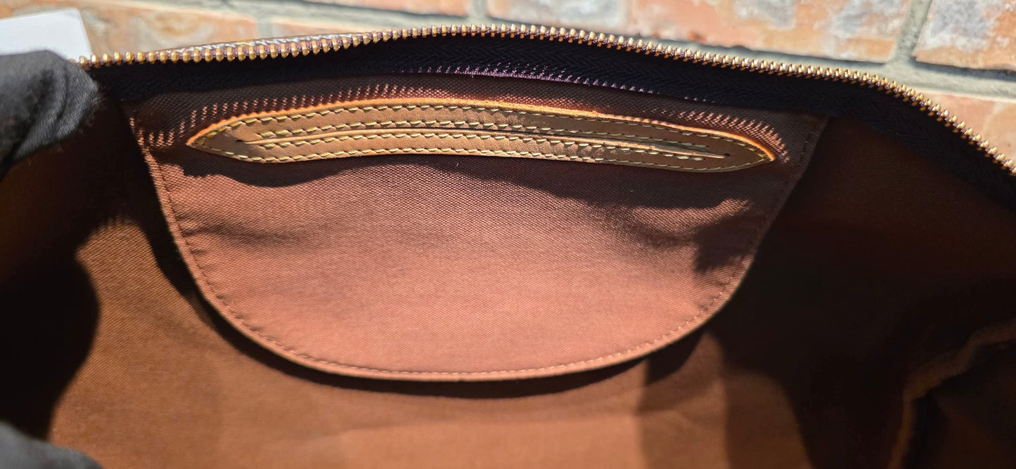 Authentic Louis Vuitton Speedy 40 Monogram