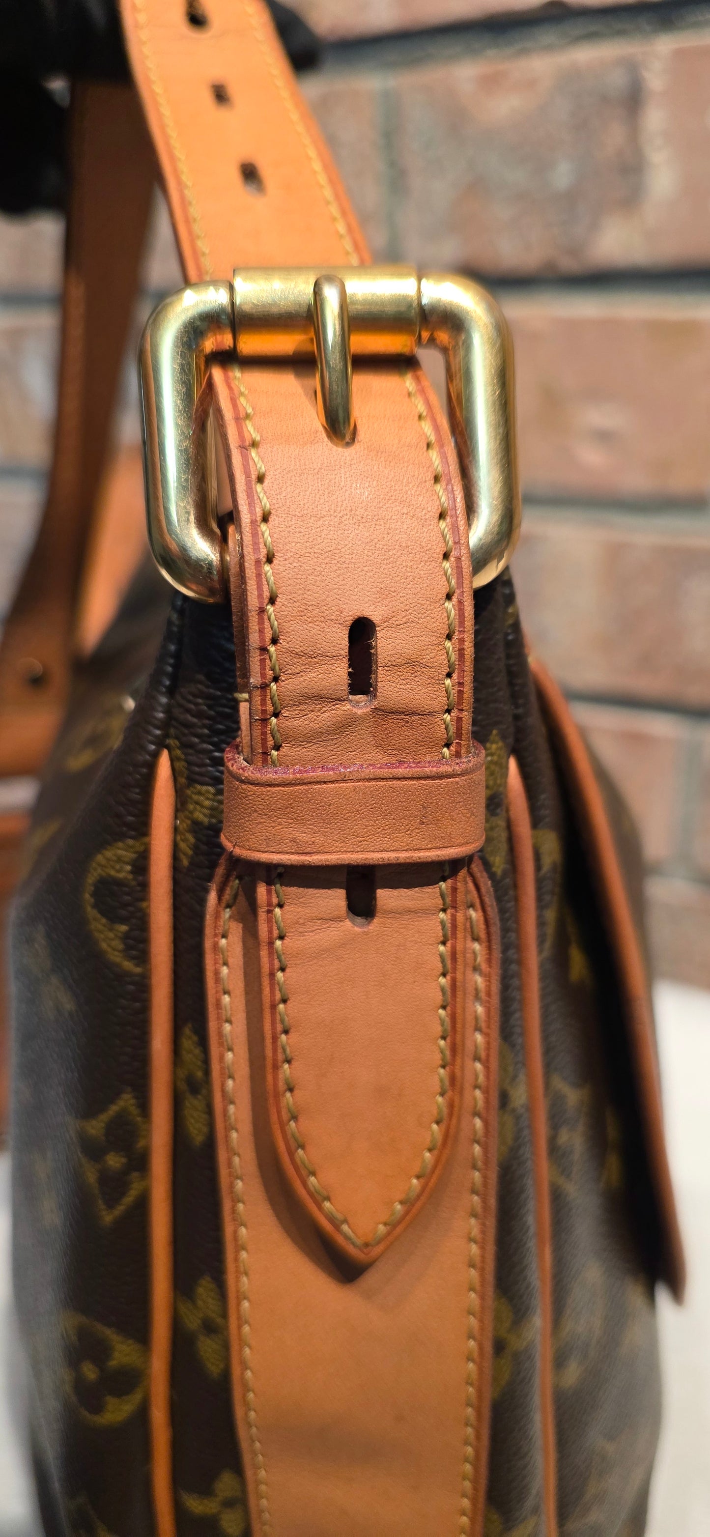 Authentic Louis Vuitton Tulum GM
