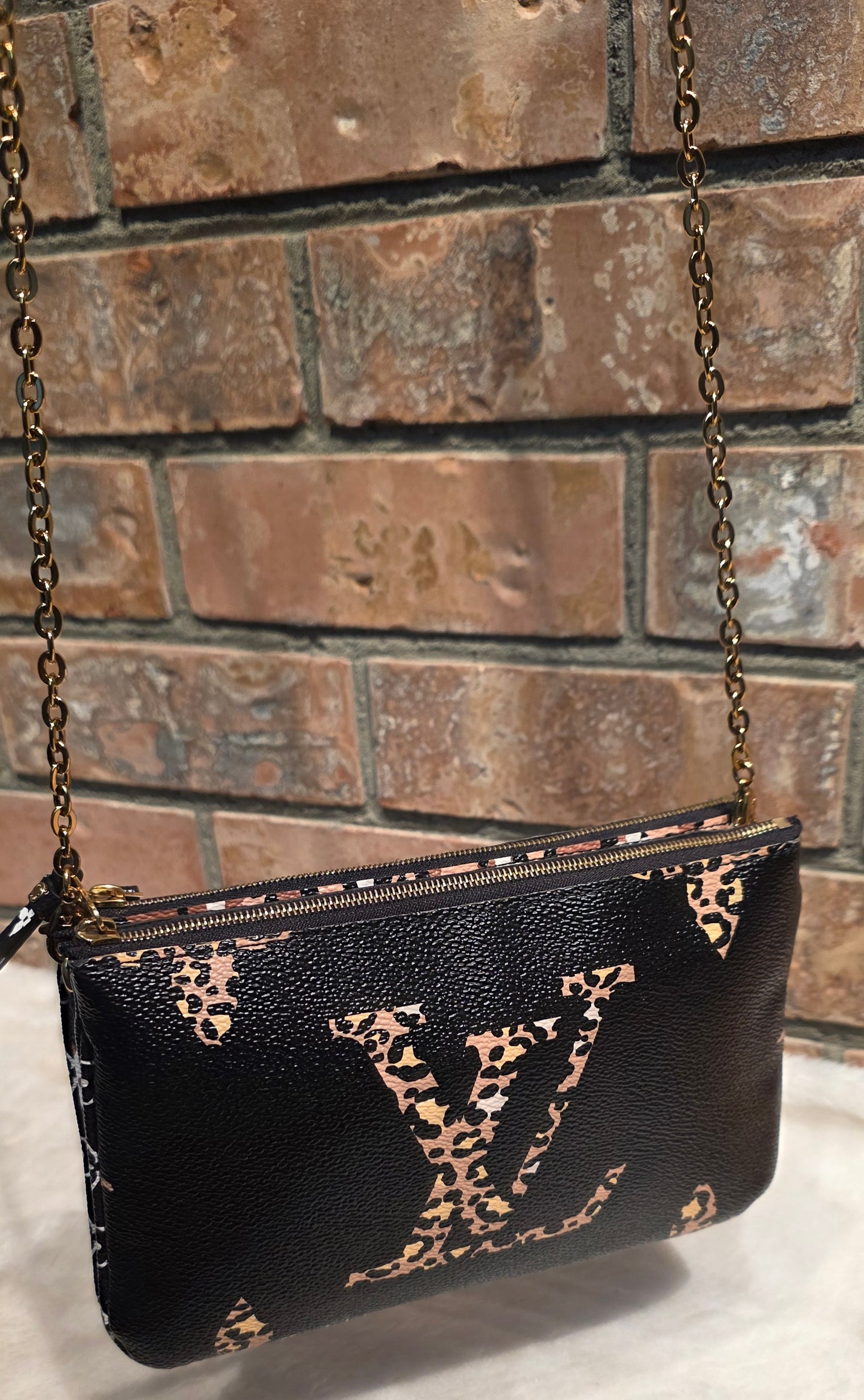 Authentic Louis Vuitton Double Zip Pochette Limited Jungle Edition