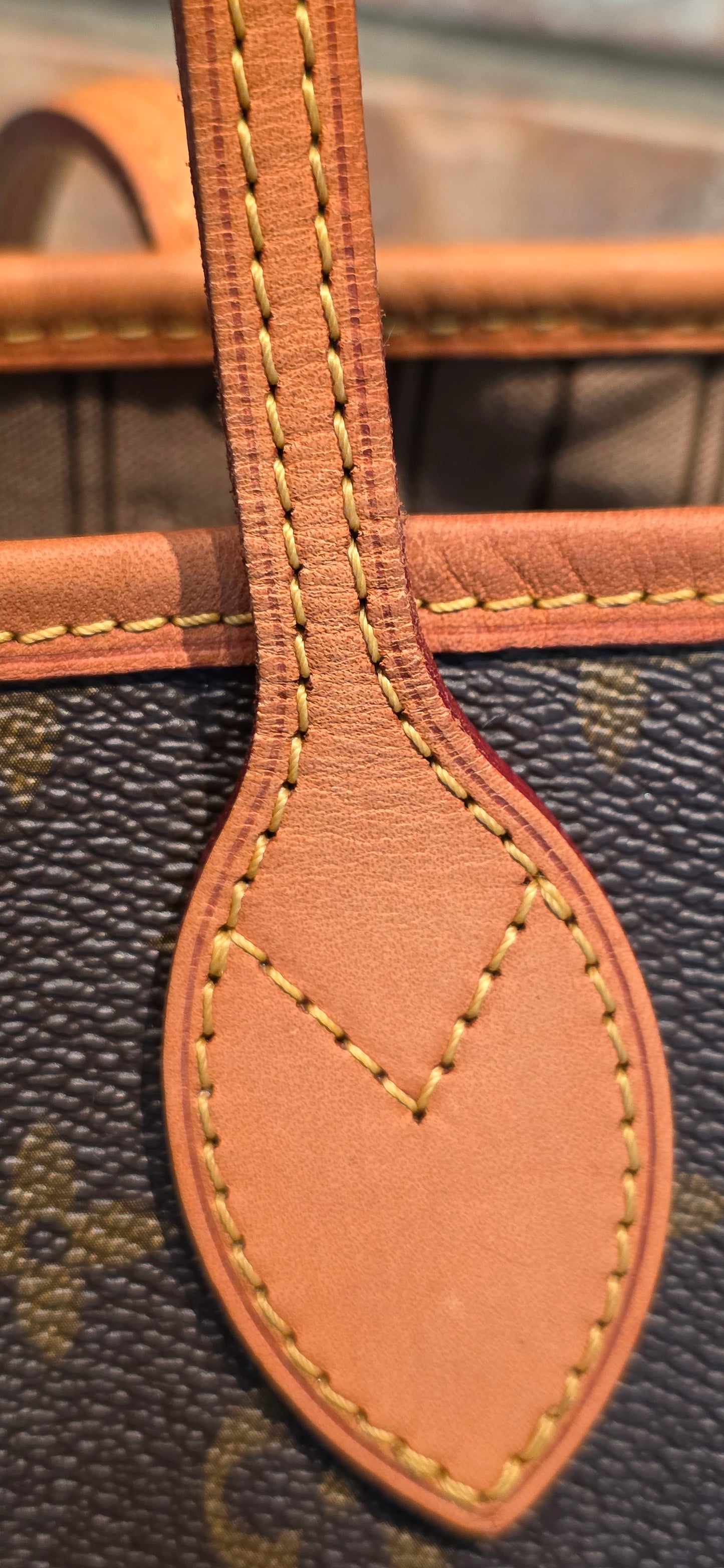 Authentic Louis Vuitton Neverfull MM Monogram