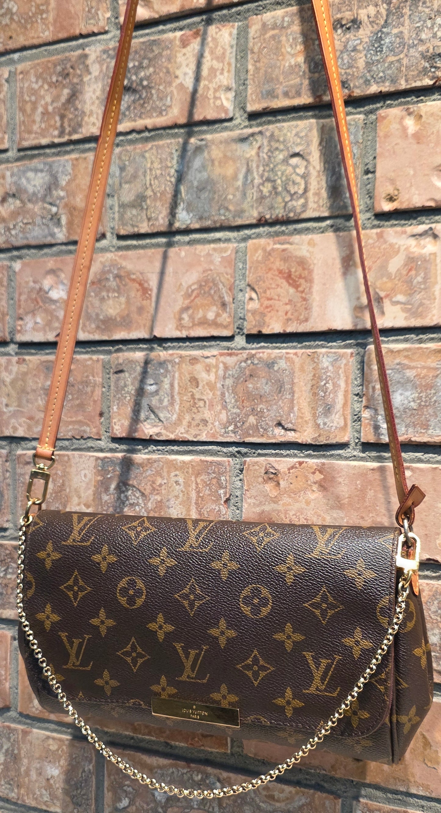 Authentic Louis Vuitton Favorite MM Monogram