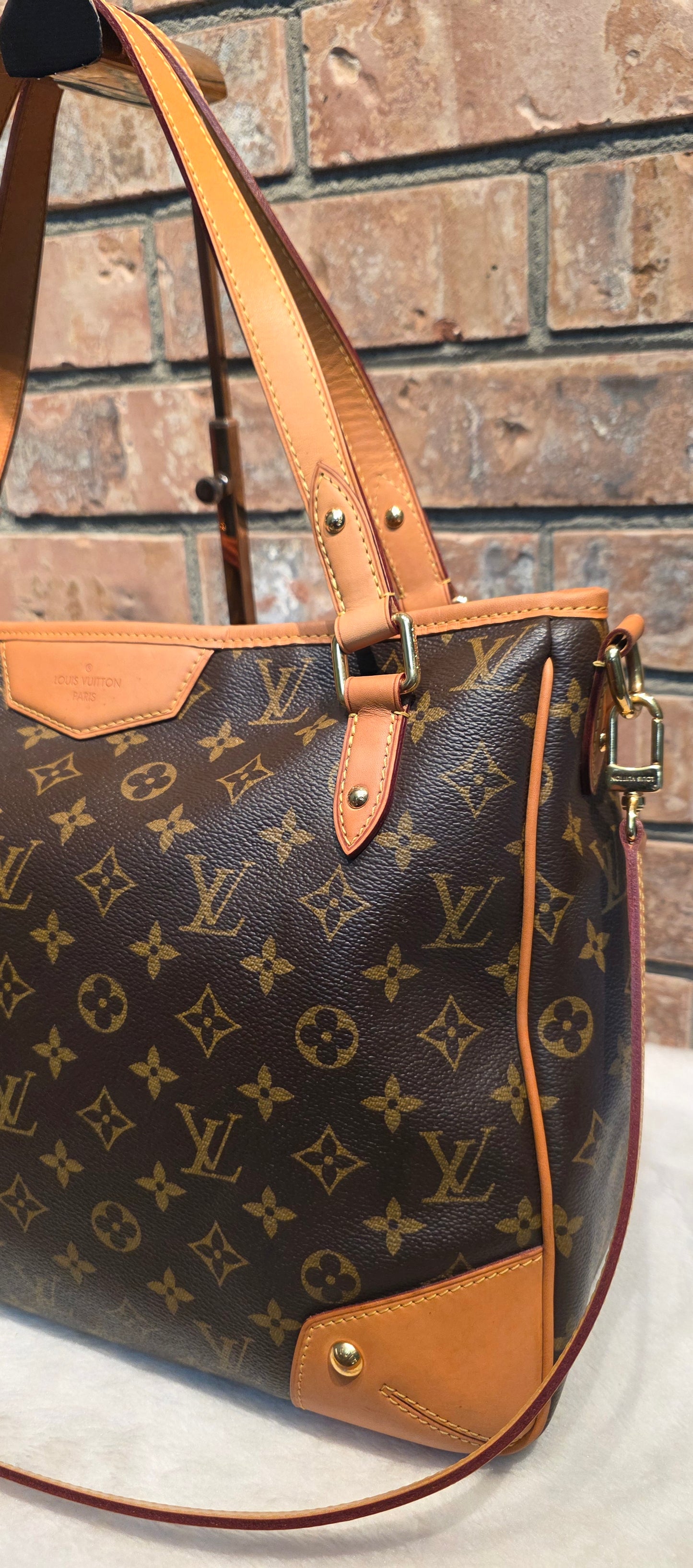 Authentic Louis Vuitton Estrela MM