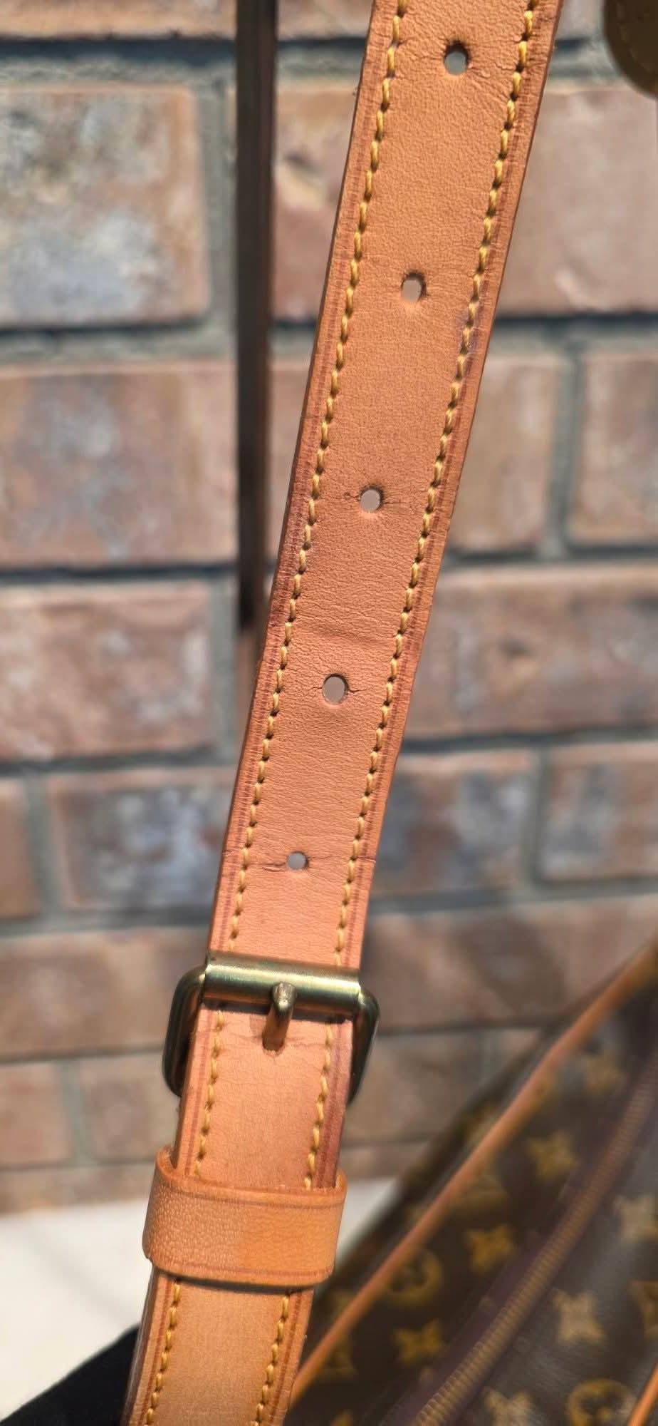 Authentic Louis Vuitton Boulogne 30
