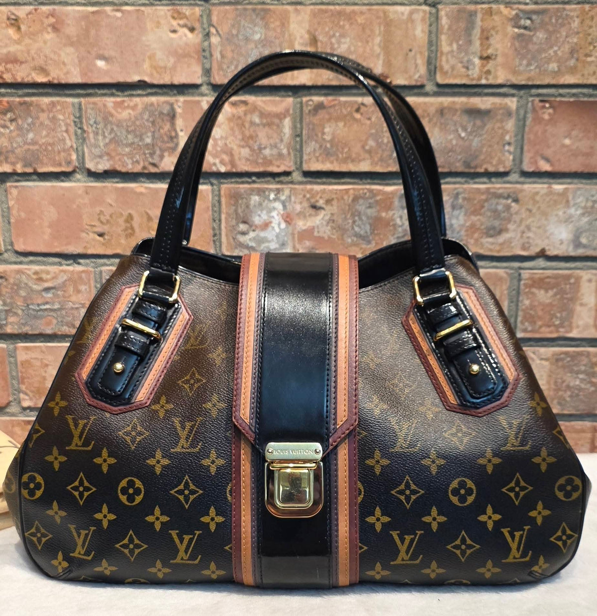 Authentic Louis Vuitton L.E Monogram Mirage Griet