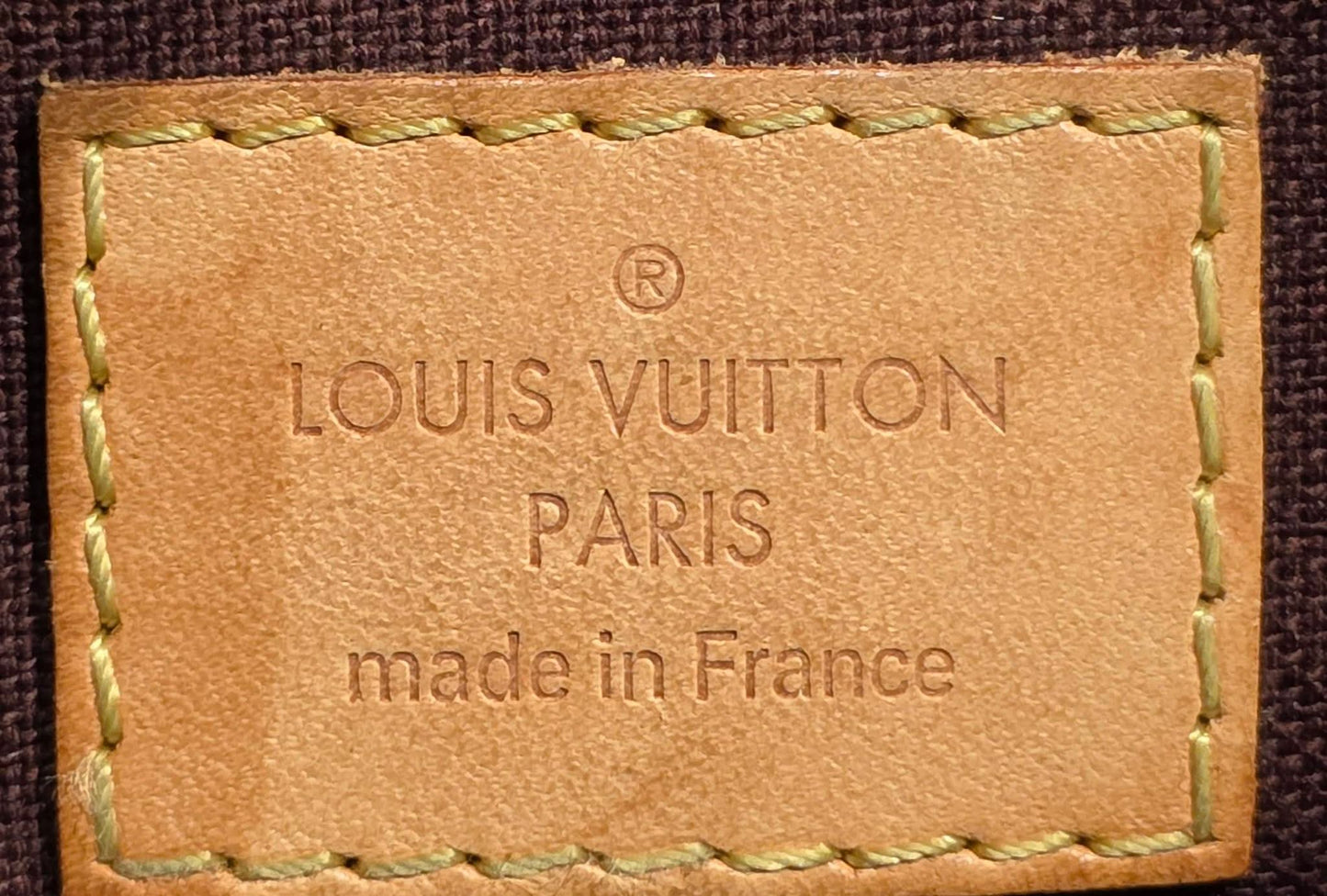 Authentic Louis Vuitton Favorite MM Monogram (SA4194)
