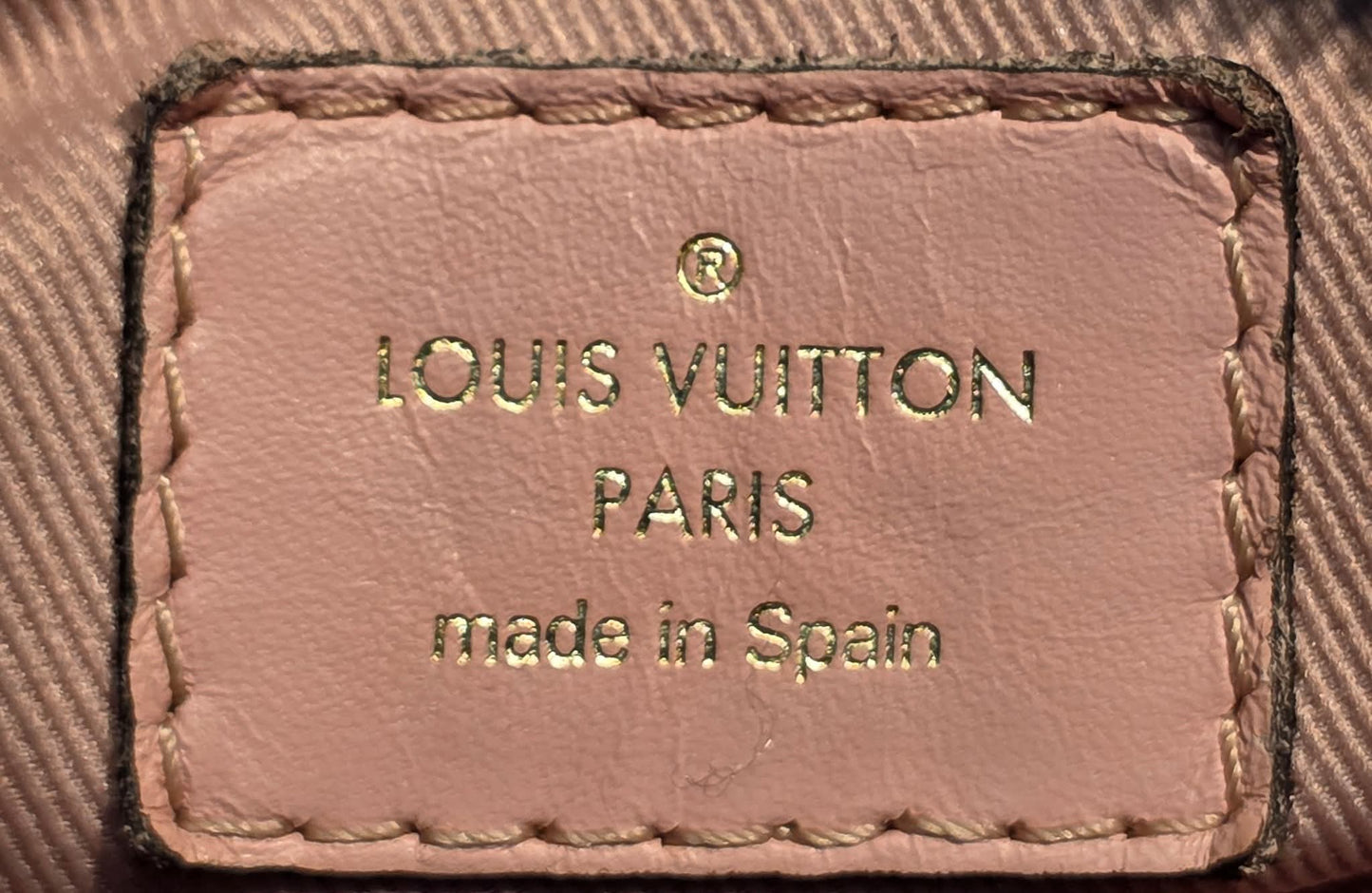 Authentic Louis Vuitton Saintonge Rose Poudre