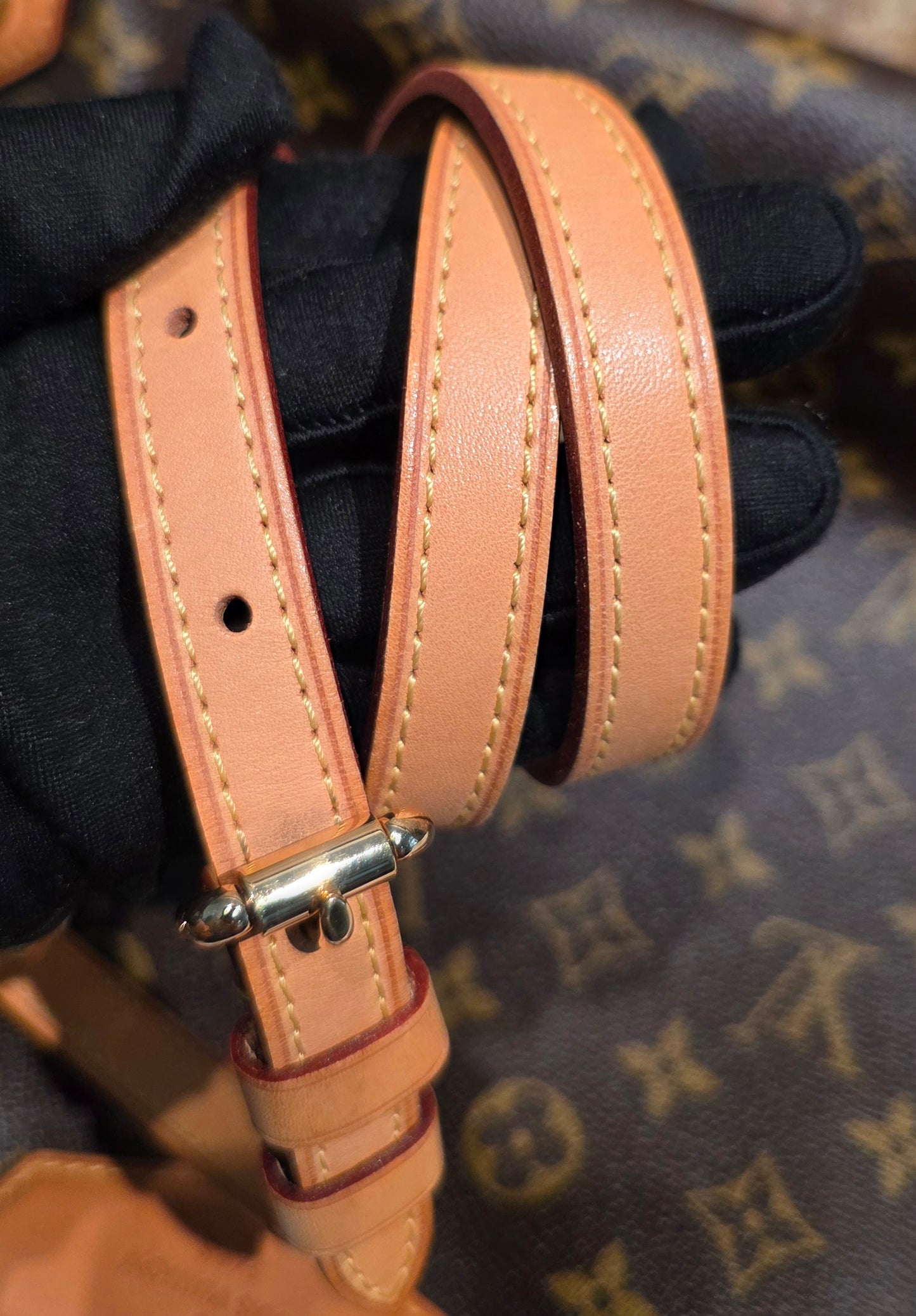 Authentic Louis Vuitton Estrela MM