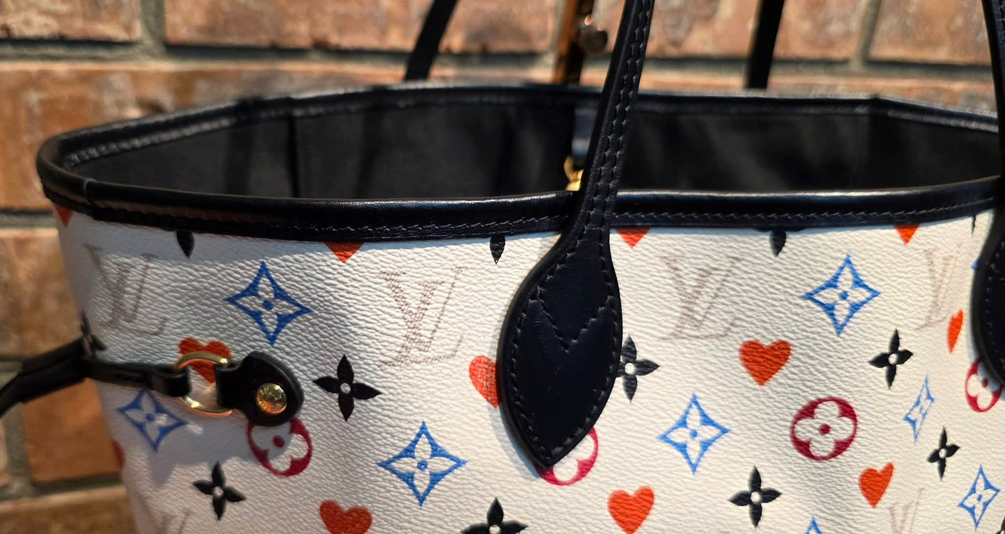 Authentic Louis Vuitton Neverfull MM with Pouch Game On Collection