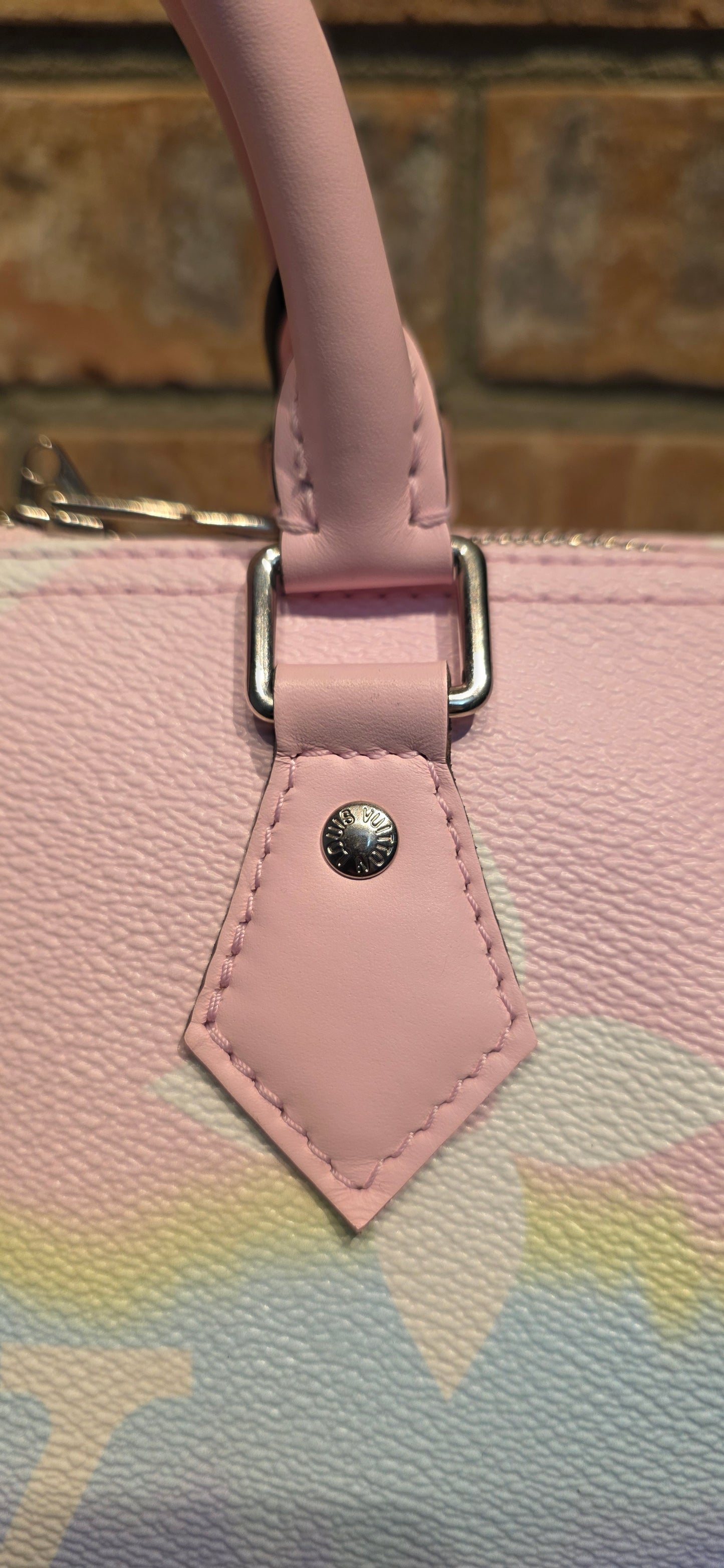 Authentic Louis Vuitton Limited Edition Speedy 30 Bandouliere Escale Pastel