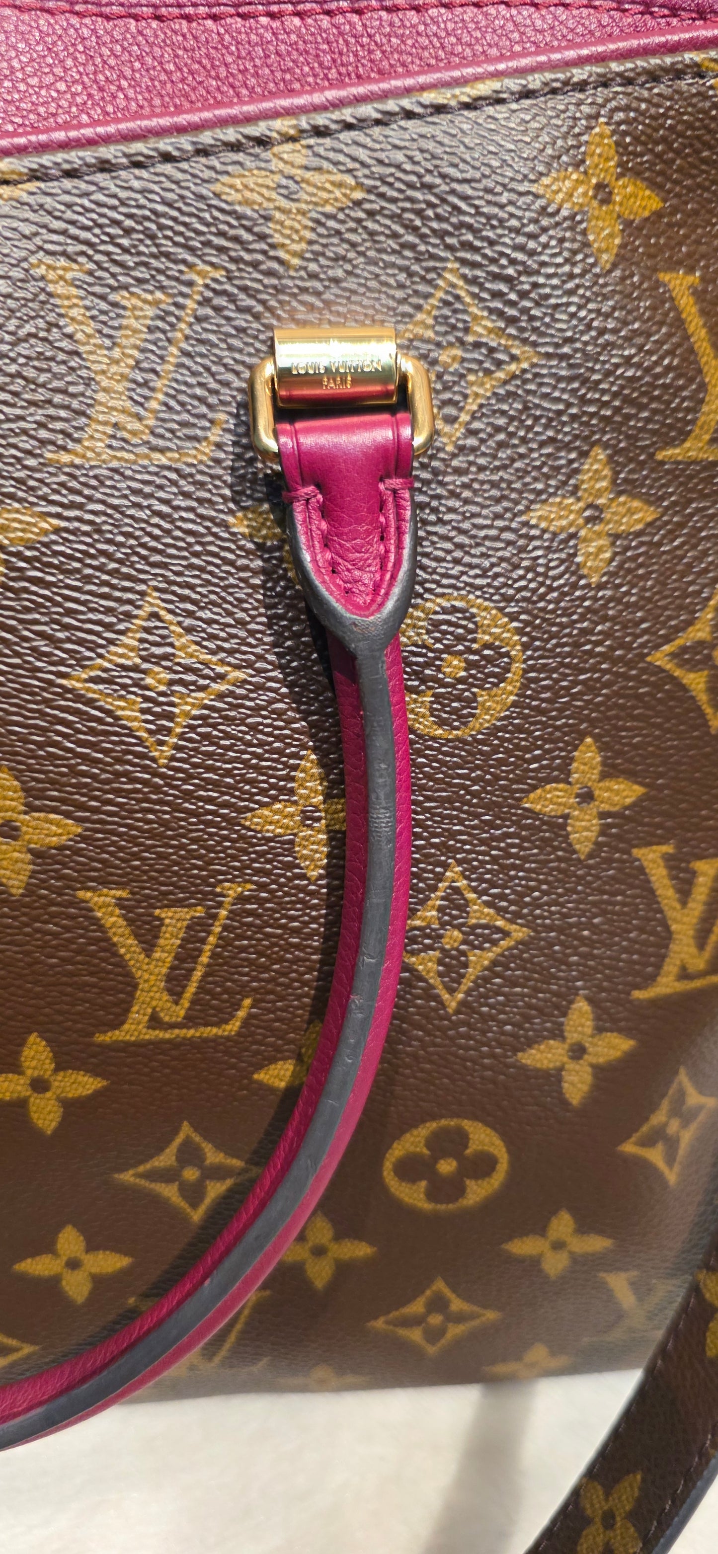 Authentic Louis Vuitton Pallas MM in Raisin
