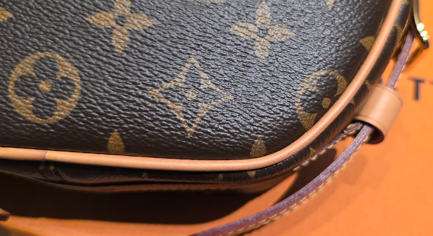 Authentic Louis Vuitton Boite Chapeau MM