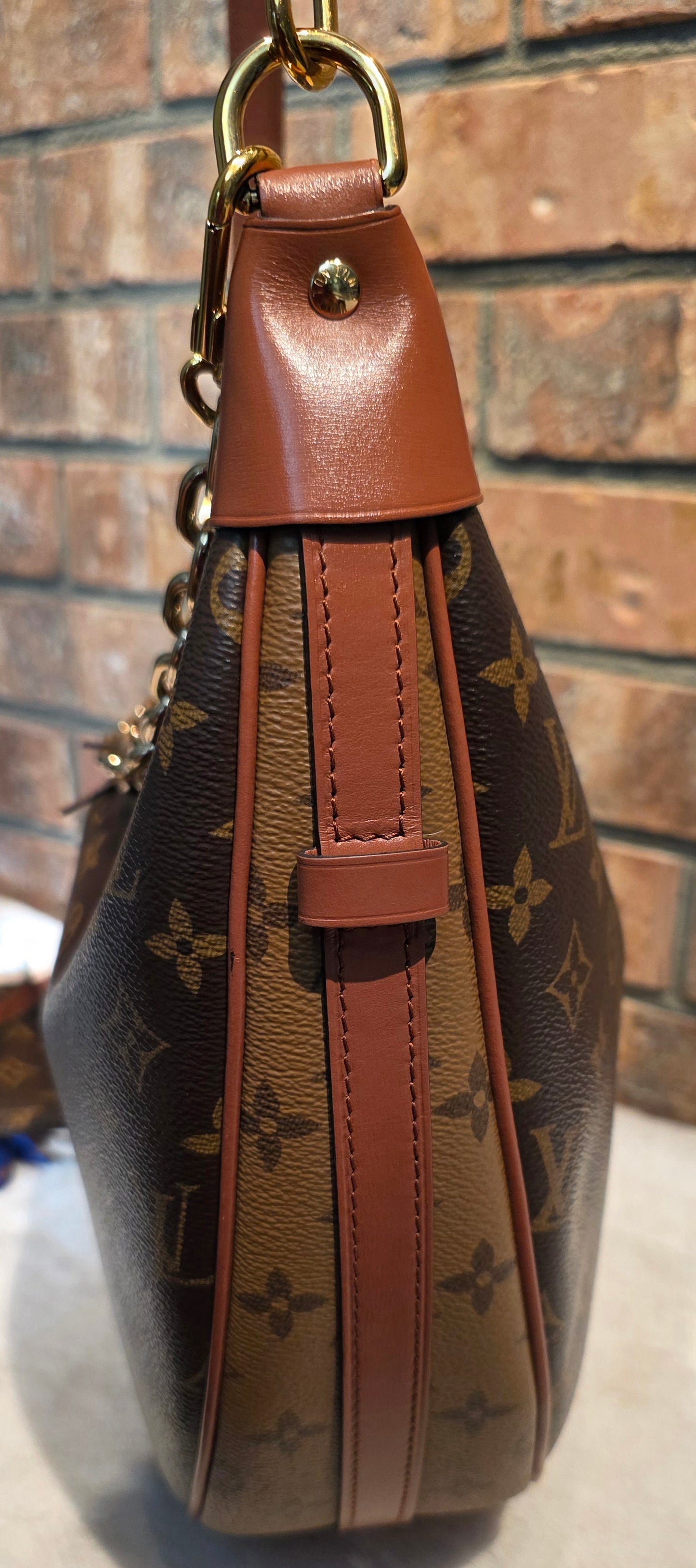 Authentic Louis Vuitton Loop Hobo with Pouch