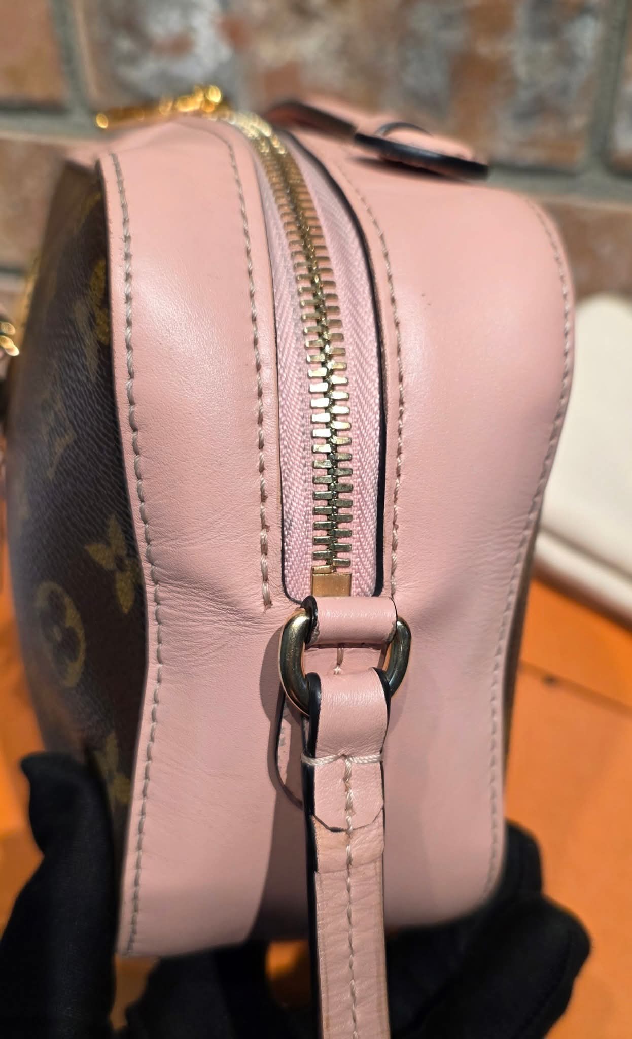 Authentic Louis Vuitton Saintonge Rose Poudre