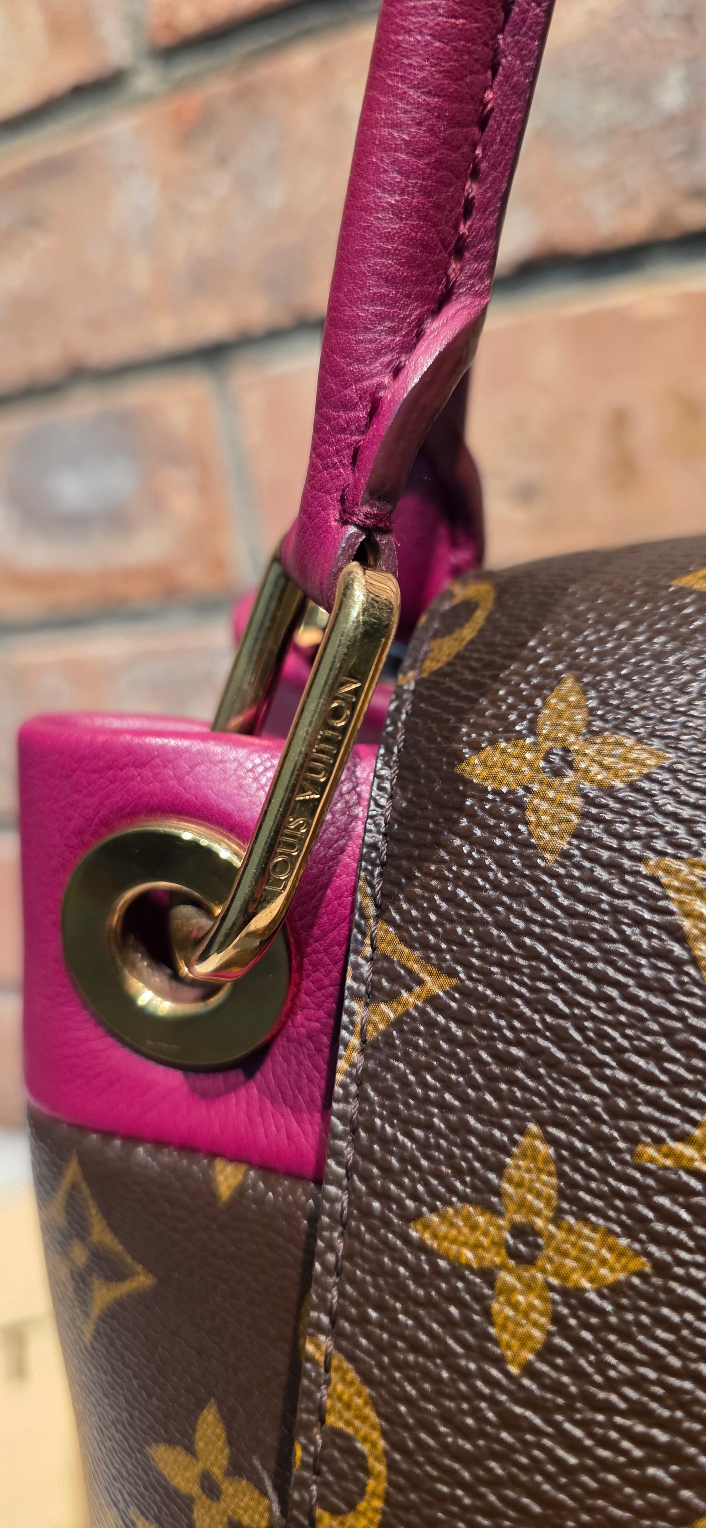 Authentic Louis Vuitton Olympe in Aurore