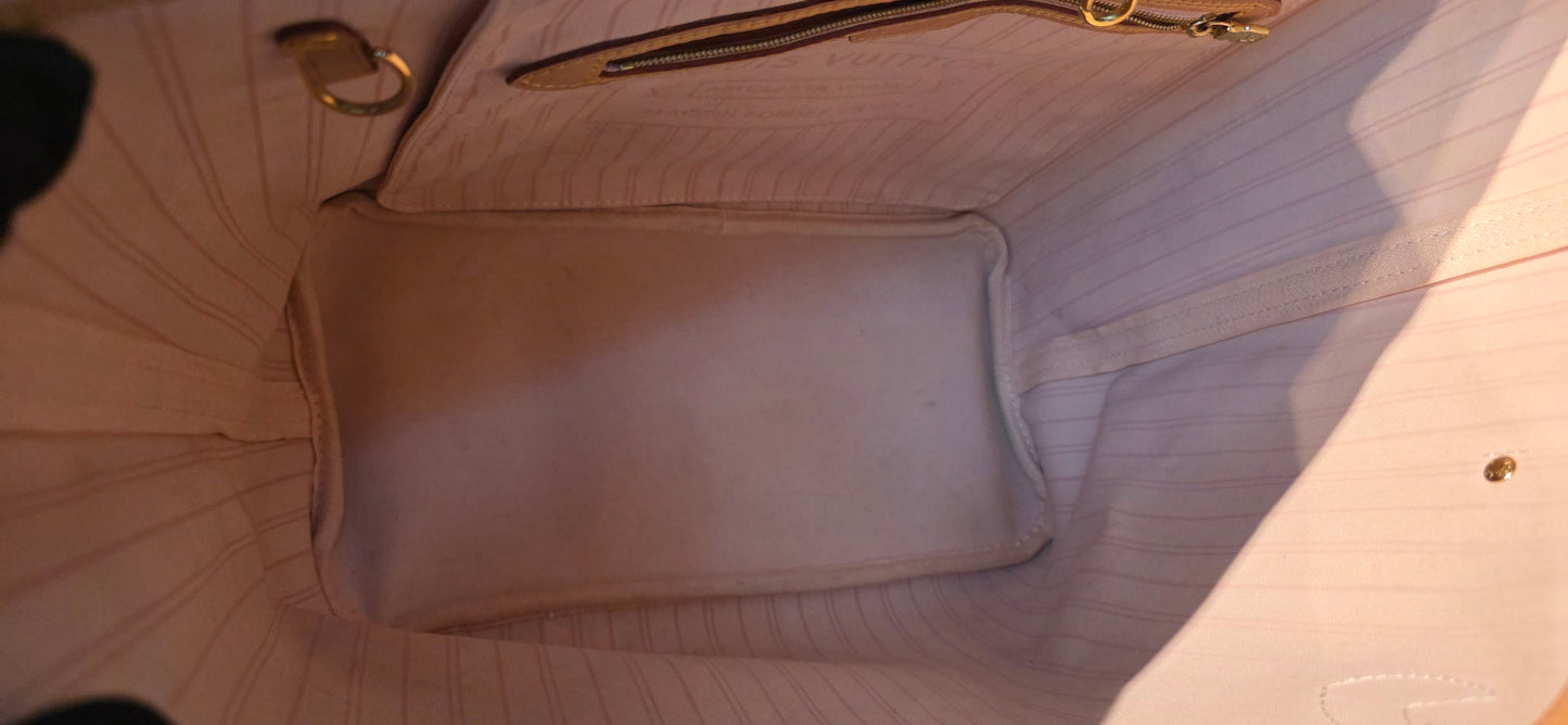 Authentic Louis Vuitton Neverfull MM Damier Azur (Bag Only)