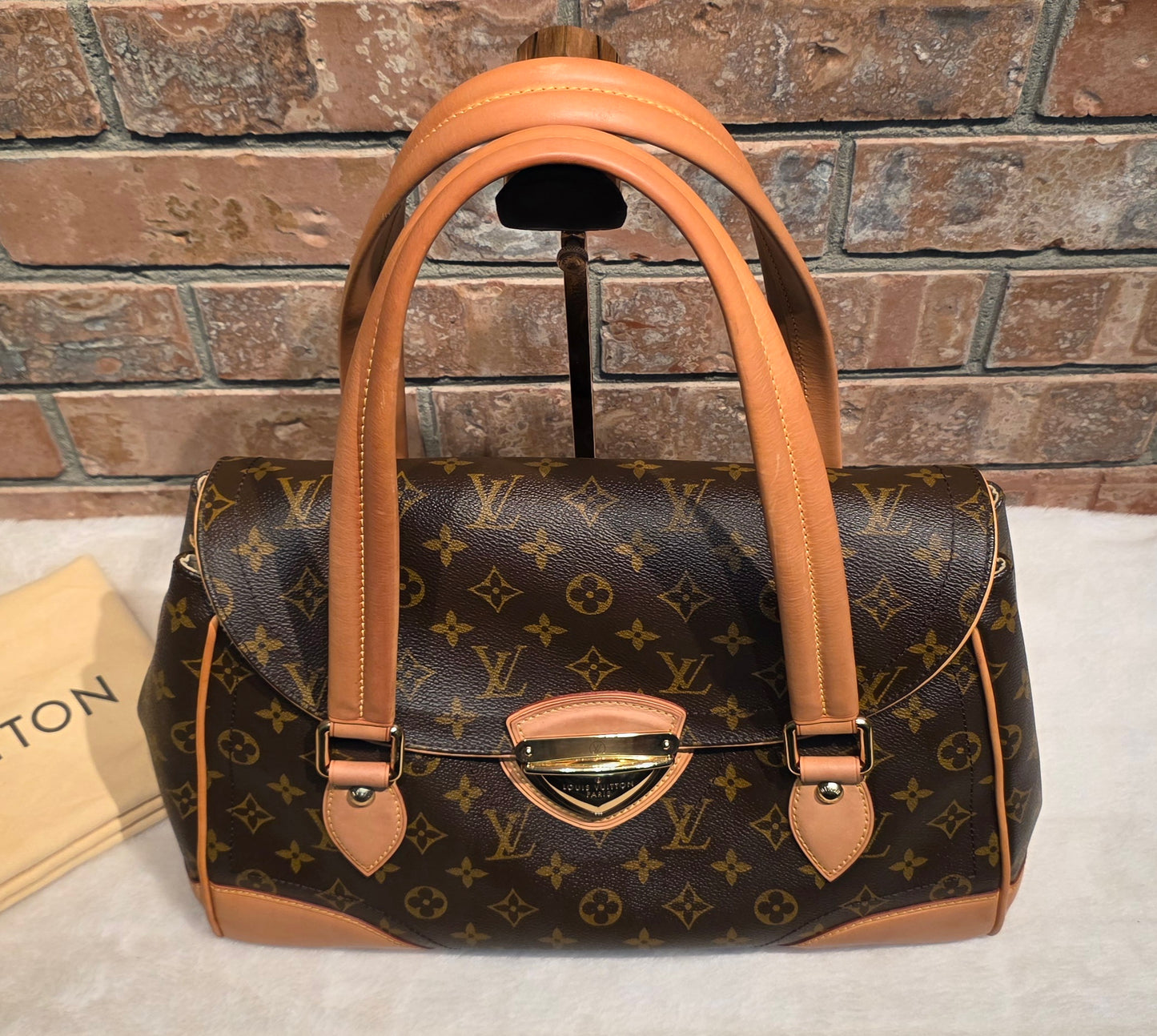Authentic Louis Vuitton Beverly GM