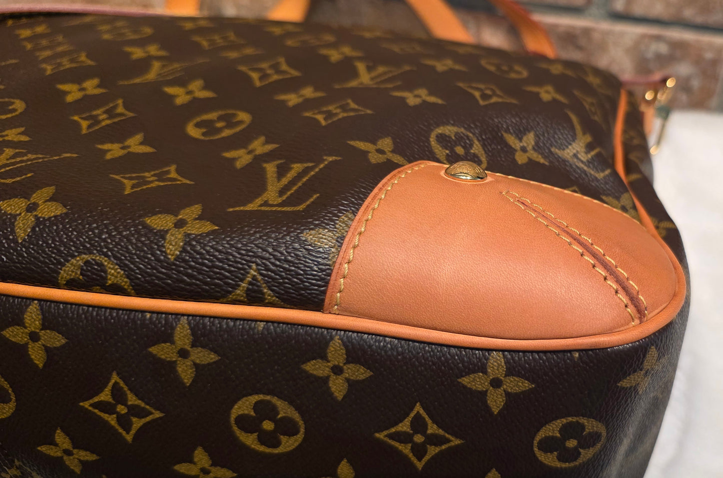 Authentic Louis Vuitton Estrela MM