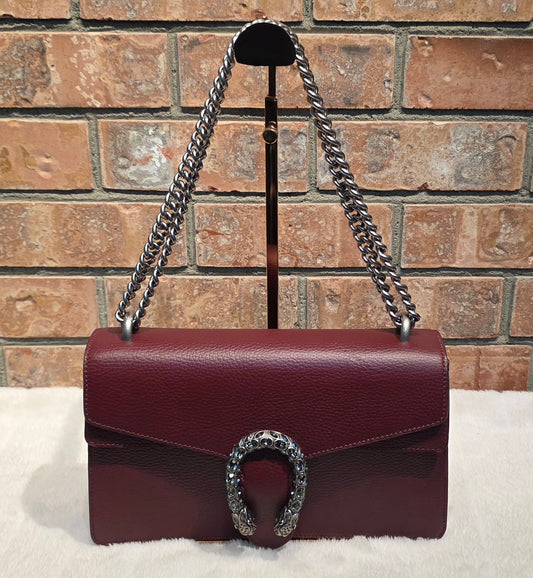 Authentic Gucci Dionysus Shoulder Bag in Burgundy