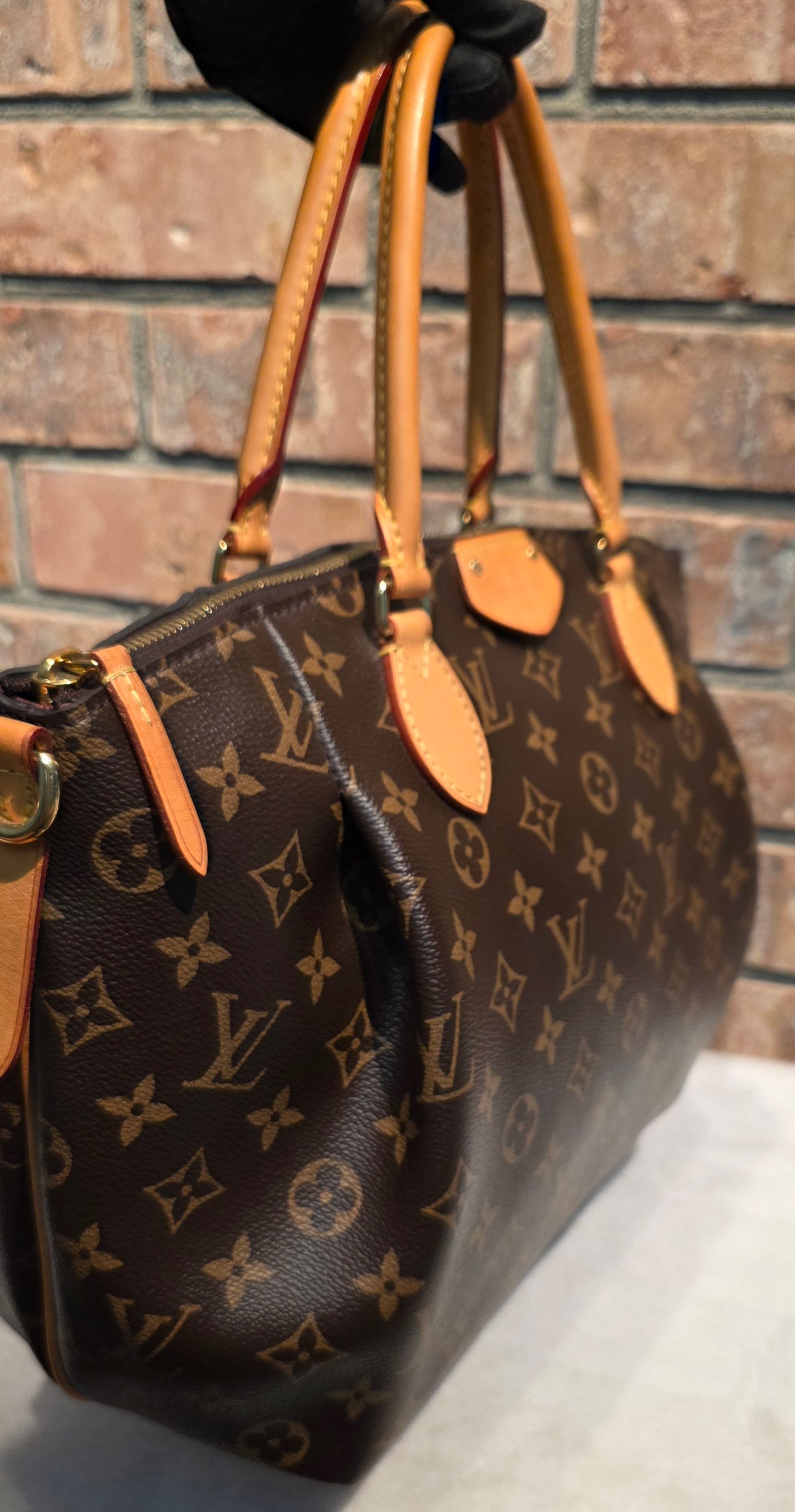 Authentic Louis Vuitton Turenne MM