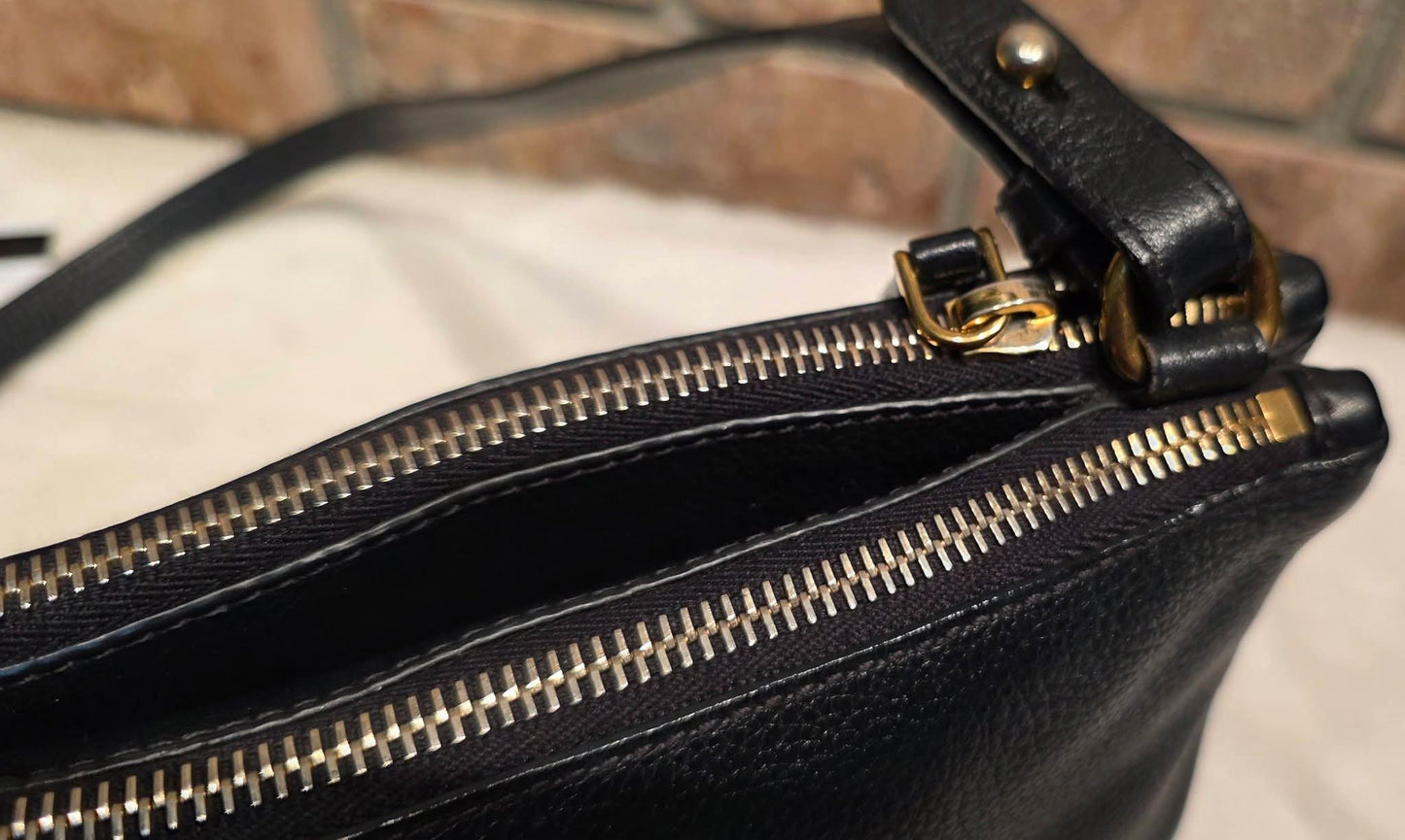Authentic Prada Bandoliera Vitello Phenix Crossbody