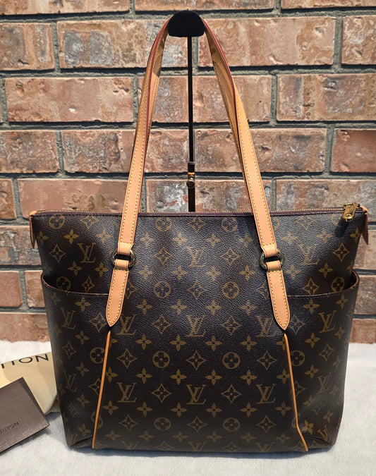 Authentic Louis Vuitton Totally MM Monogram