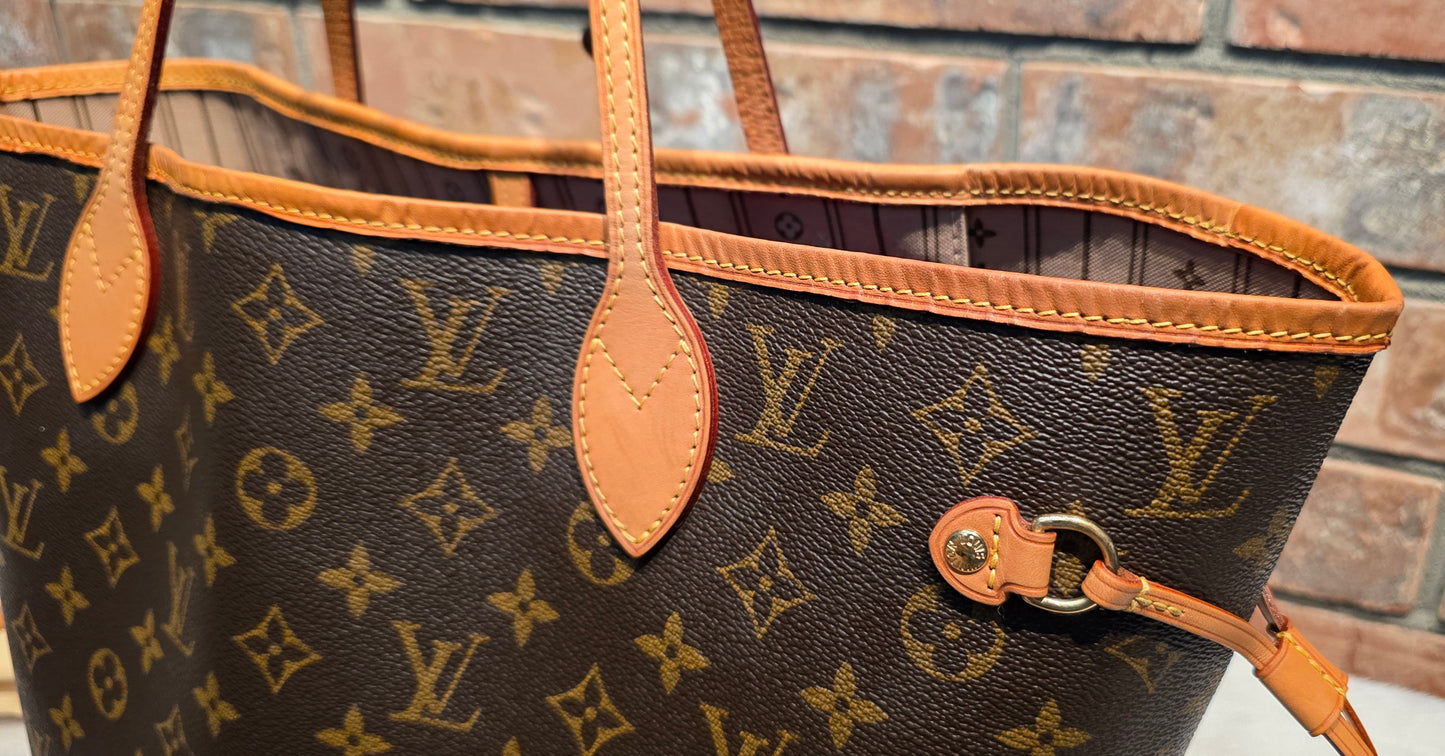 Authentic Louis Vuitton Neverfull MM Monogram