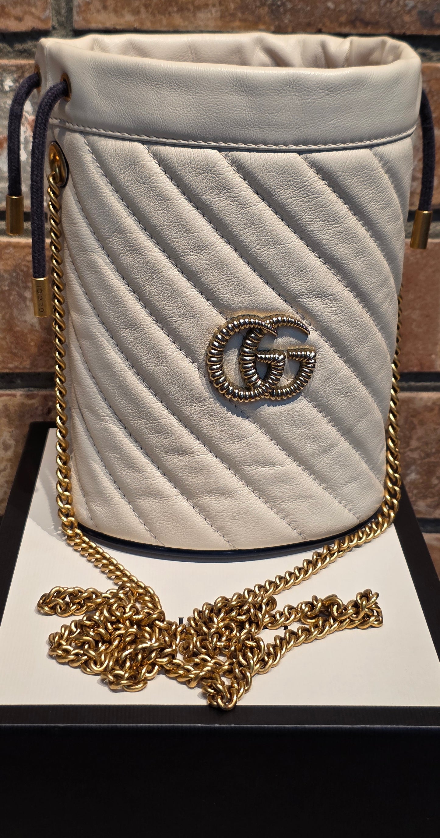 Authentic Gucci Marmont Mini Bucket Bag in Off White