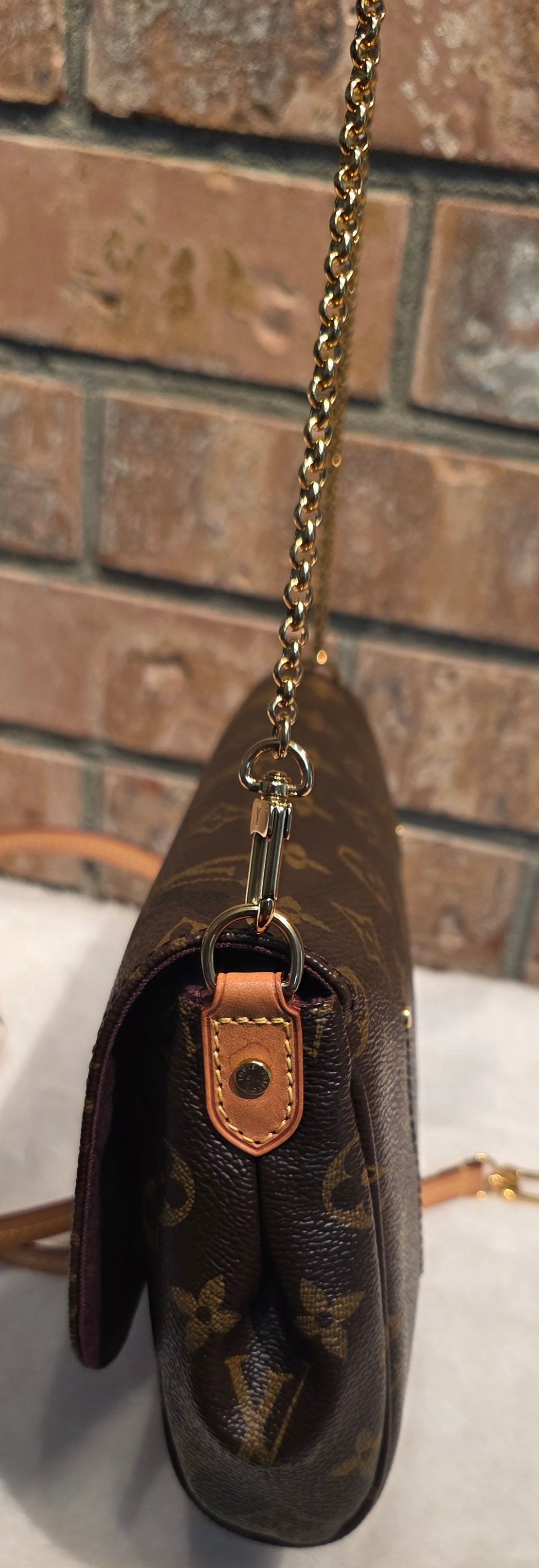 Authentic Louis Vuitton Favorite MM Monogram (SA4149)