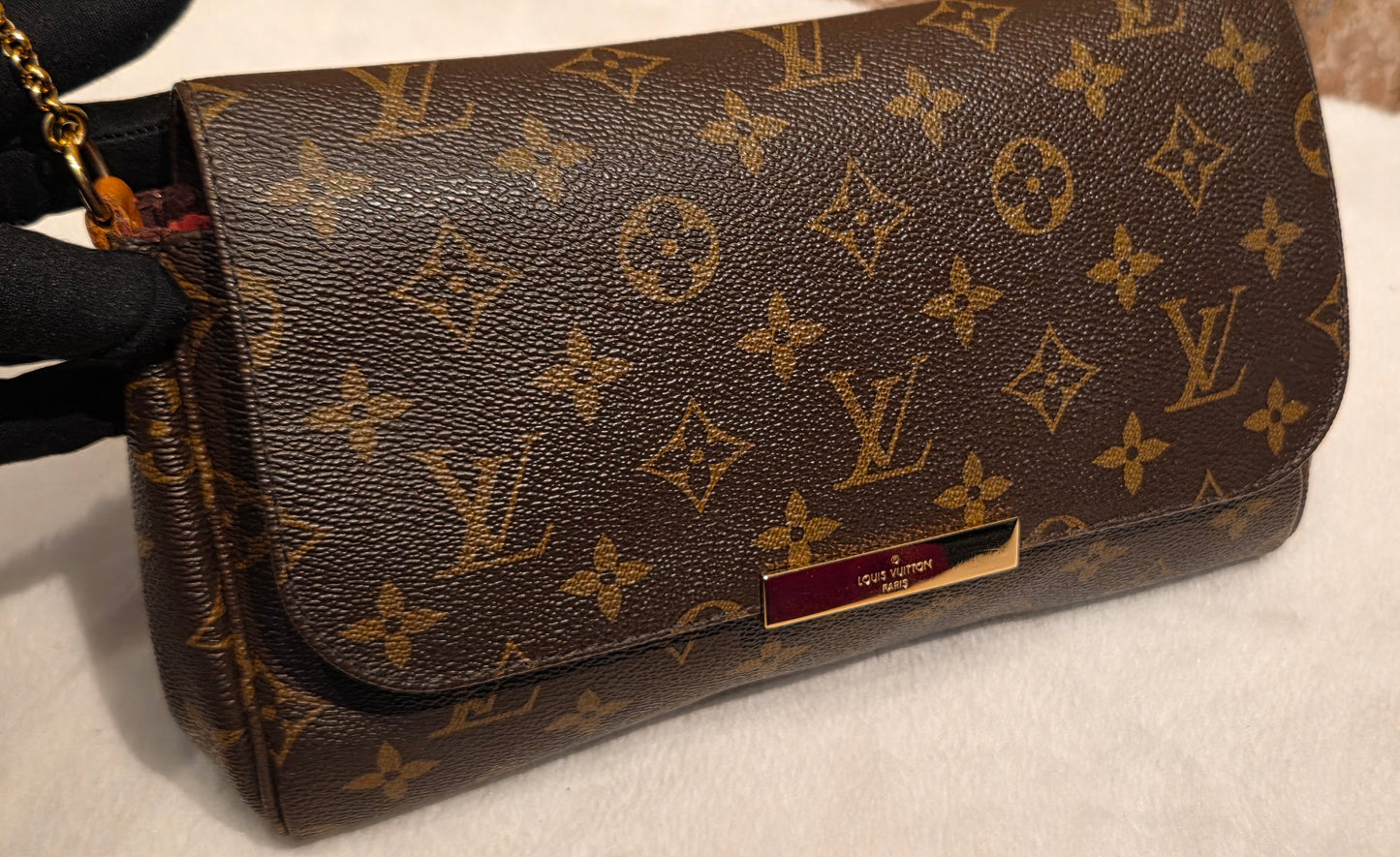 Authentic Louis Vuitton Favorite MM Monogram