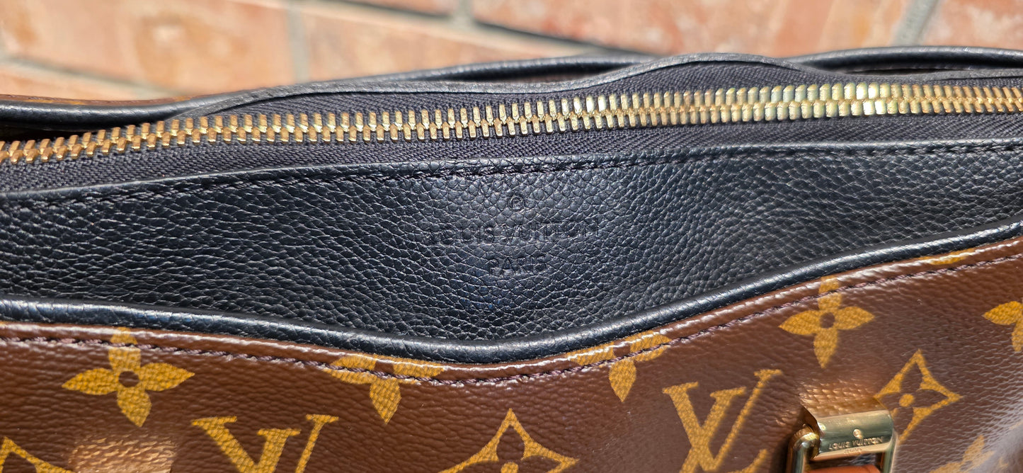 Authentic Louis Vuitton Pallas MM Noir