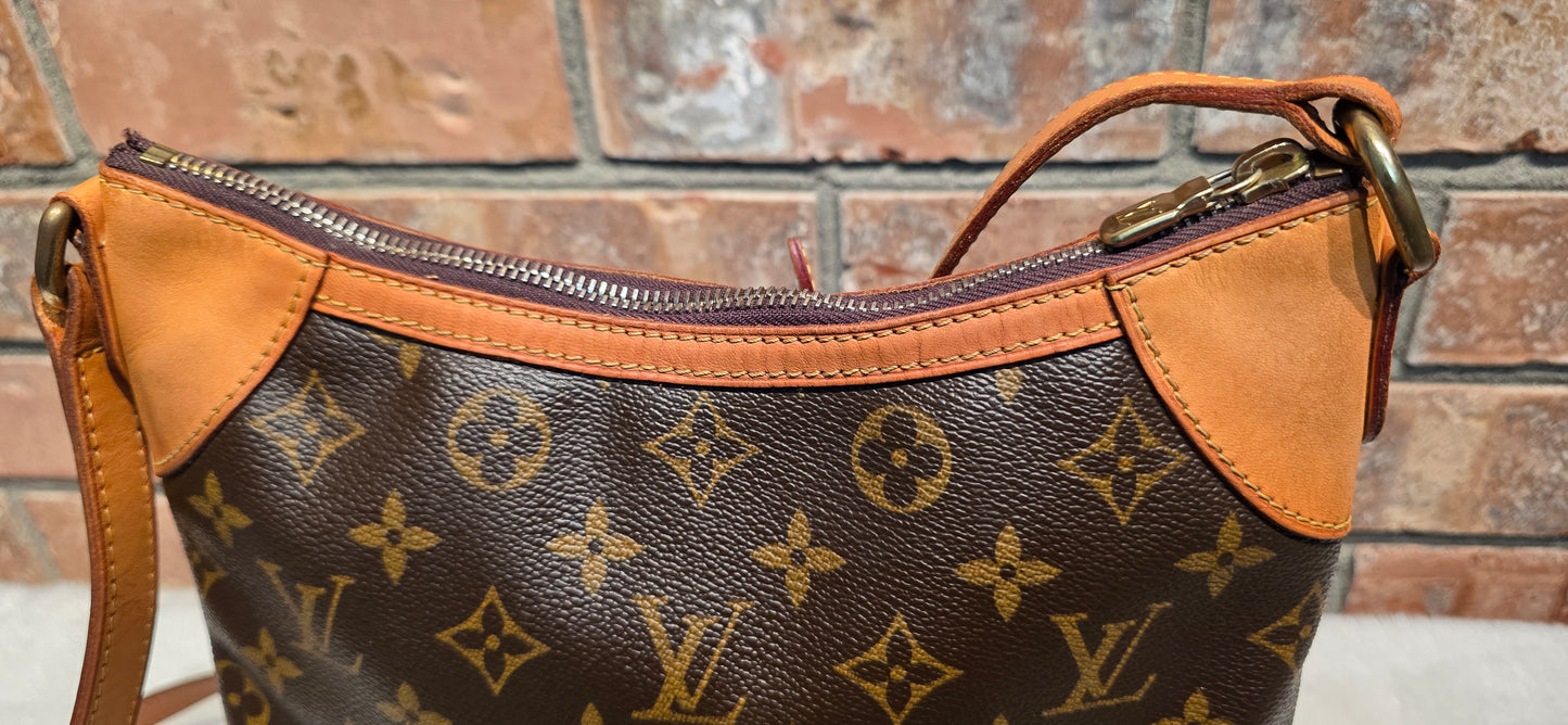 Authentic Louis Vuitton Odeon PM