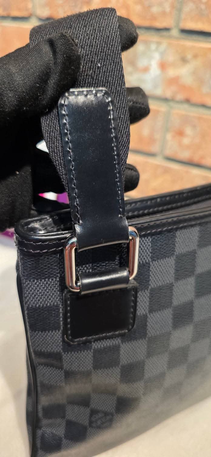 Authentic Louis Vuitton Thomas Crossbody Damier Graphite