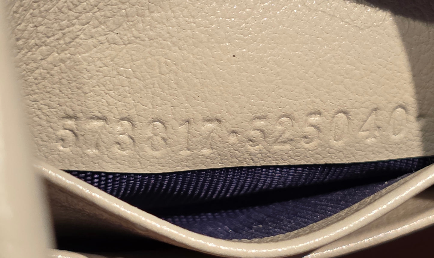 Authentic Gucci Marmont Mini Bucket Bag in Off White