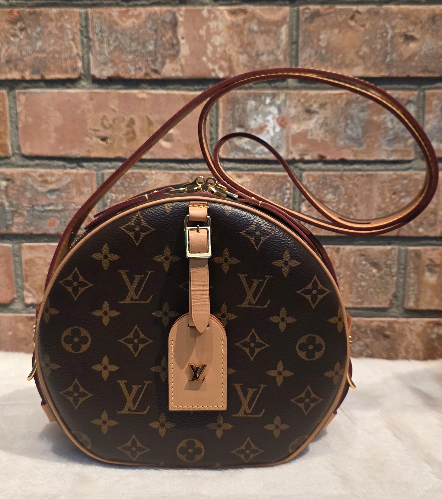 Authentic Louis Vuitton Boite Chapeau Souple MM