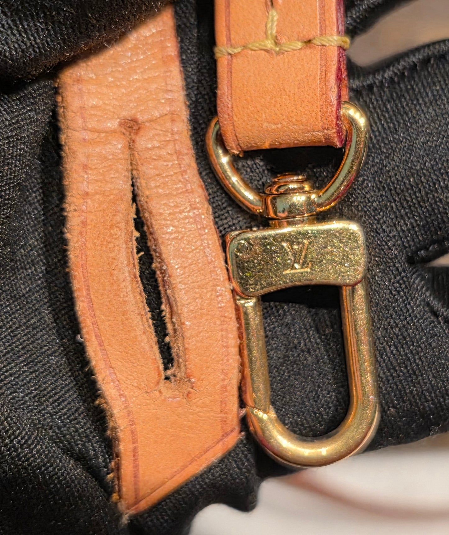 Authentic Louis Vuitton Favorite MM Monogram