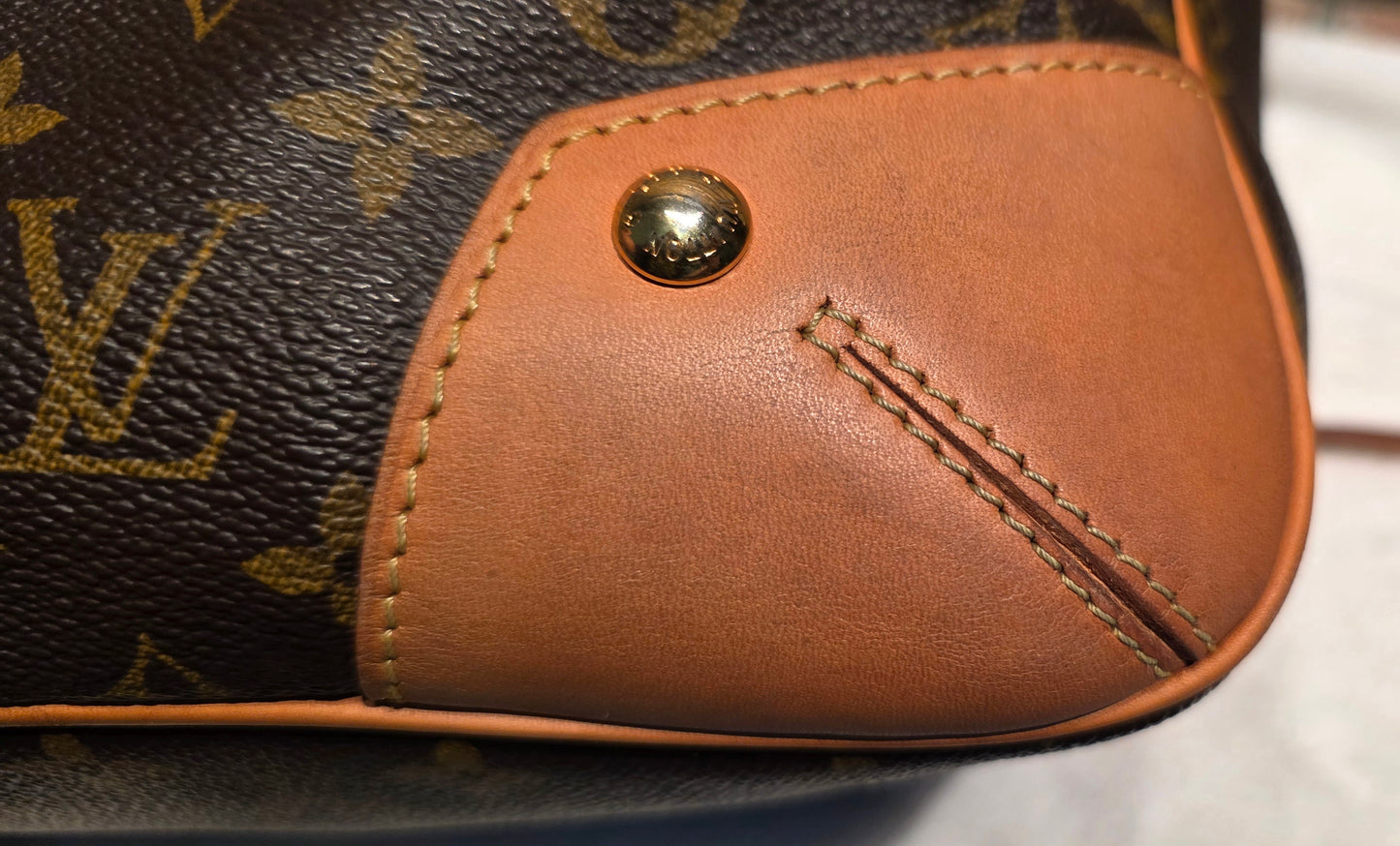Authentic Louis Vuitton Estrella MM