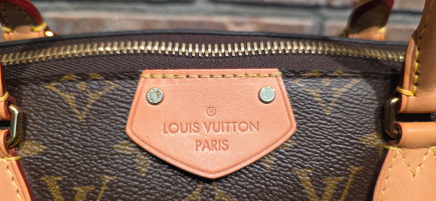 Authentic Louis Vuitton Turenne MM (SR2156)