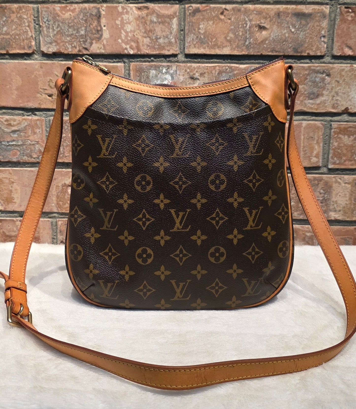 Authentic Louis Vuitton Odeon PM