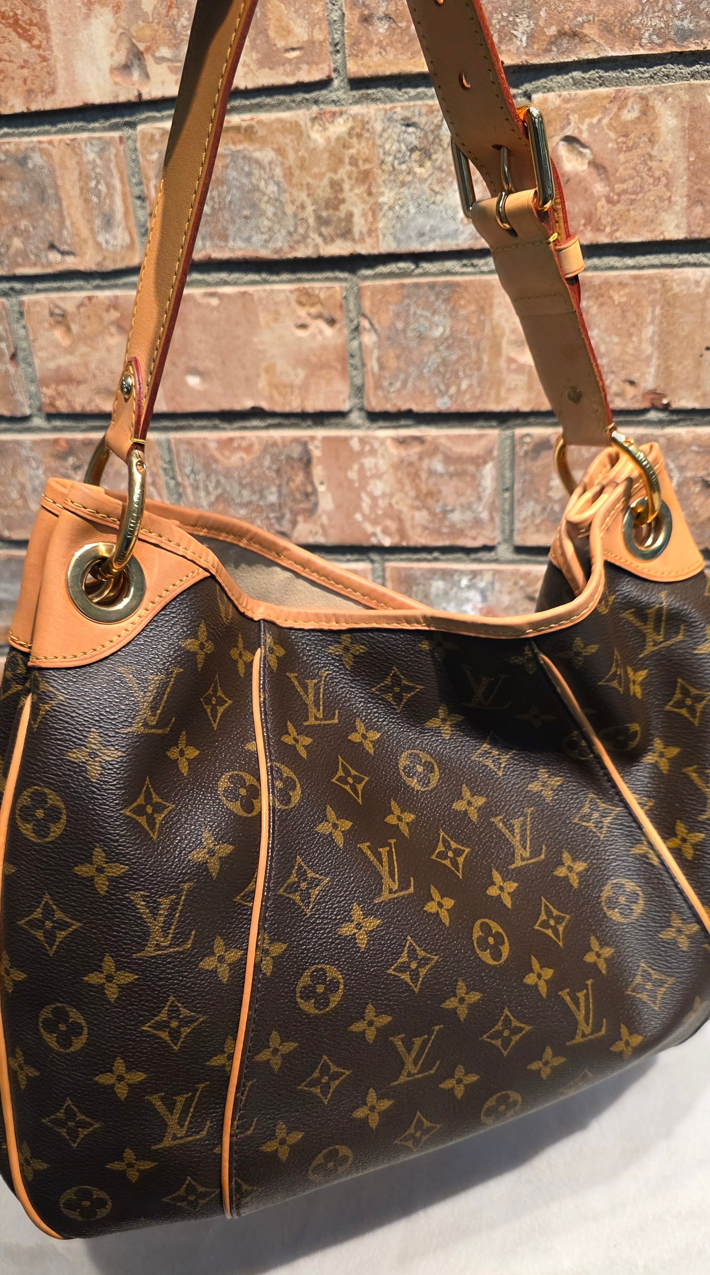 Authentic Louis Vuitton Galliera PM Monogram