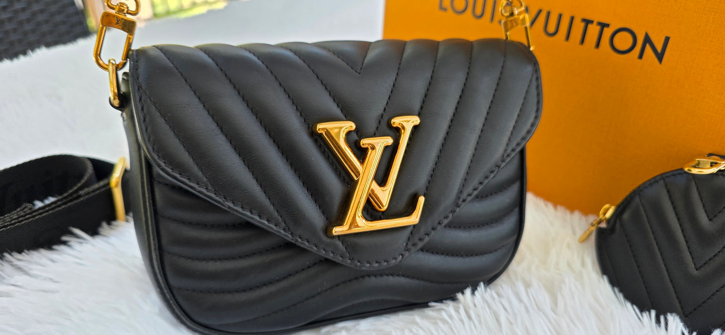 Authentic Louis Vuitton New Wave Multipochette Noir